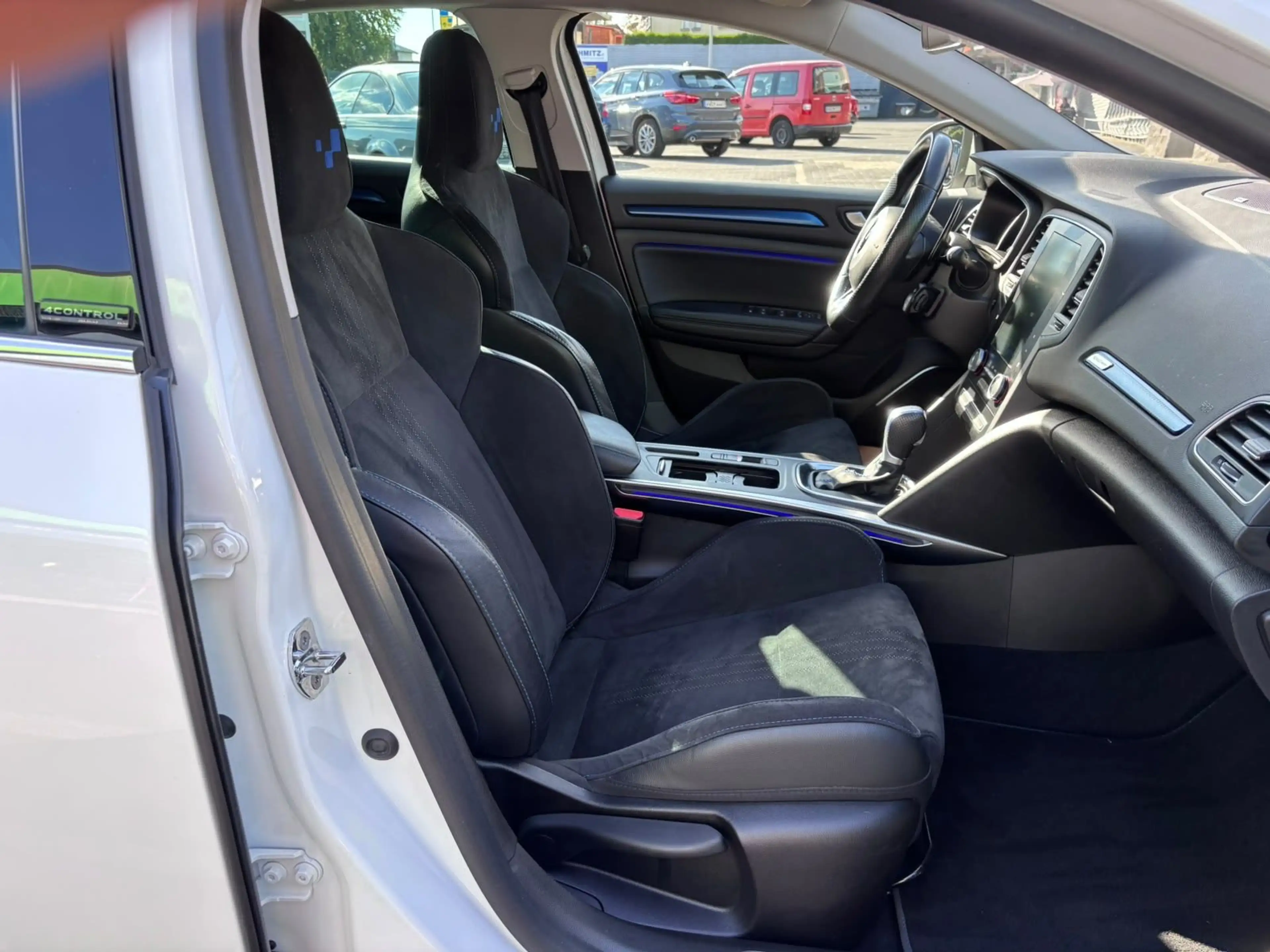 Renault Megane IV Lim. GT **LED*BOSE*2-HAND*LÜCKENLOS* — photo 14