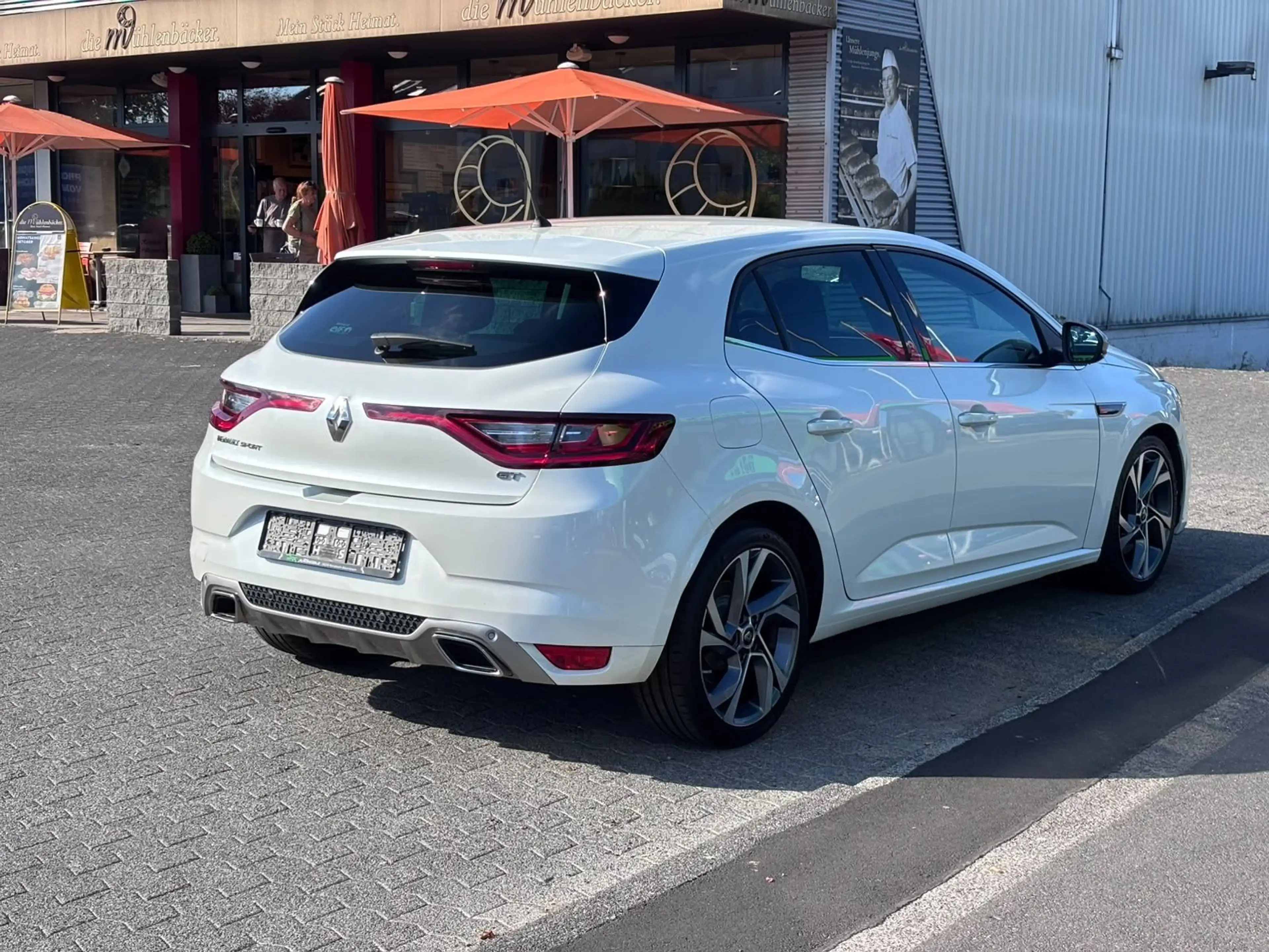 Renault Megane IV Lim. GT **LED*BOSE*2-HAND*LÜCKENLOS* — photo 9