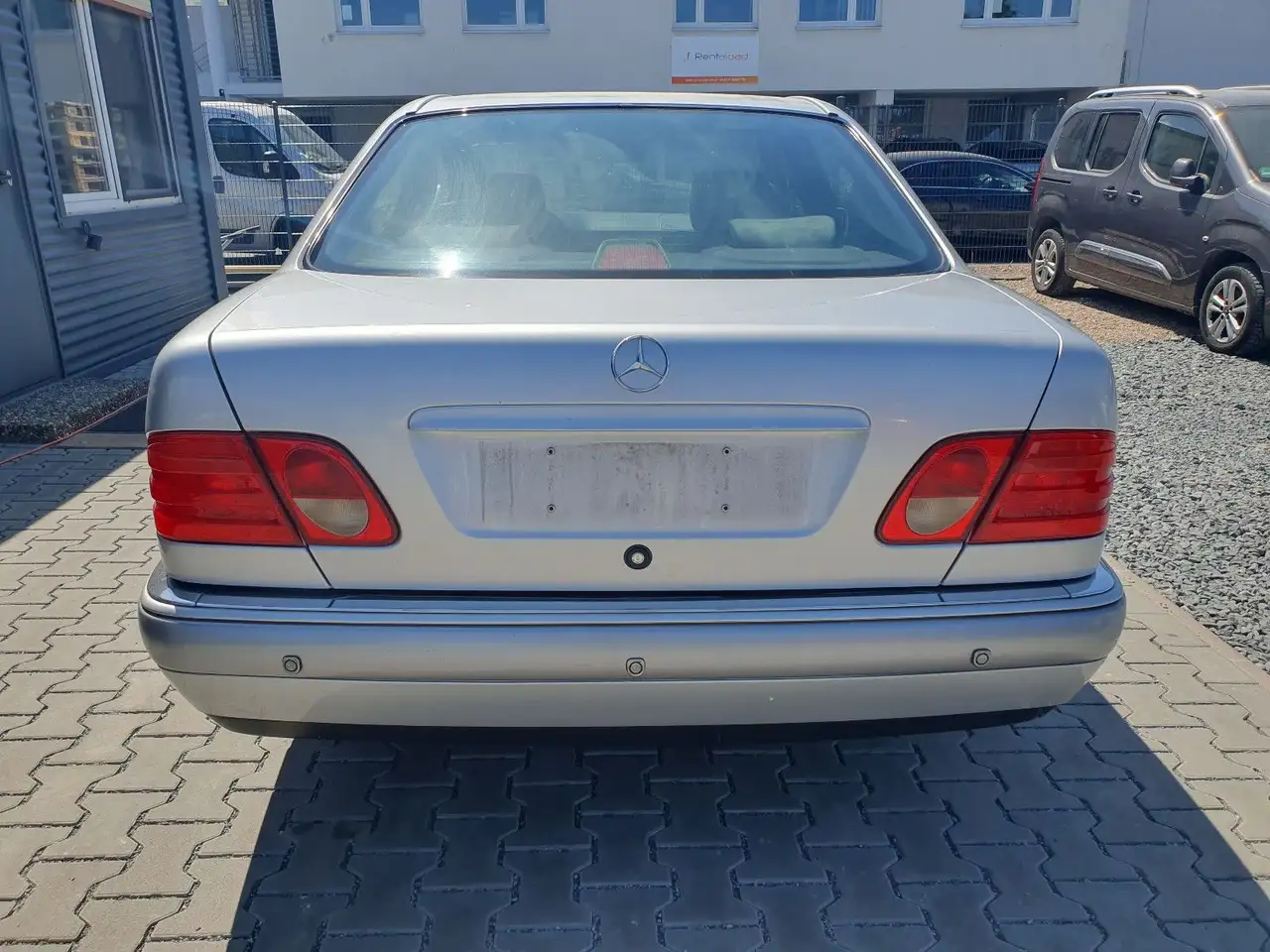 Mercedes-Benz E 240, foto 5