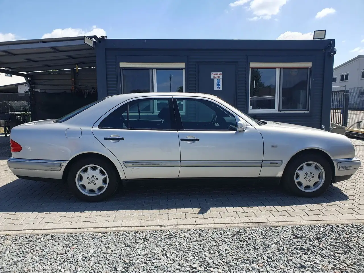 Mercedes-Benz E 240, foto 7