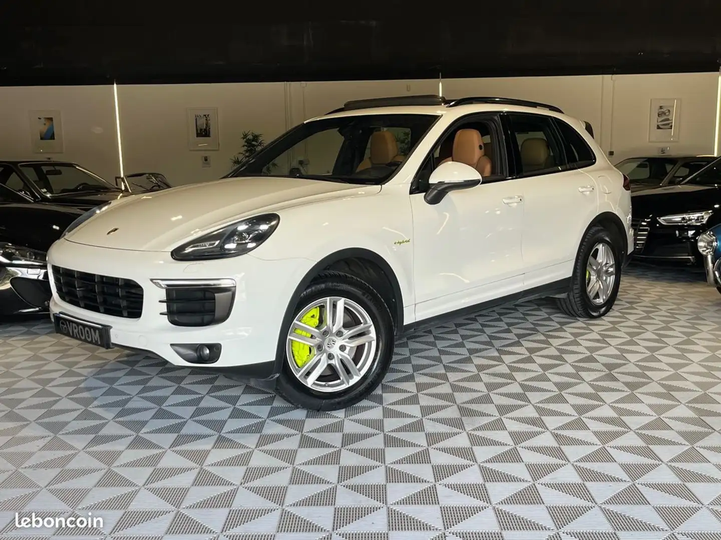 Porsche Cayenne ii (2) 3.0 s e-hybrid tiptronic Blanc - 1