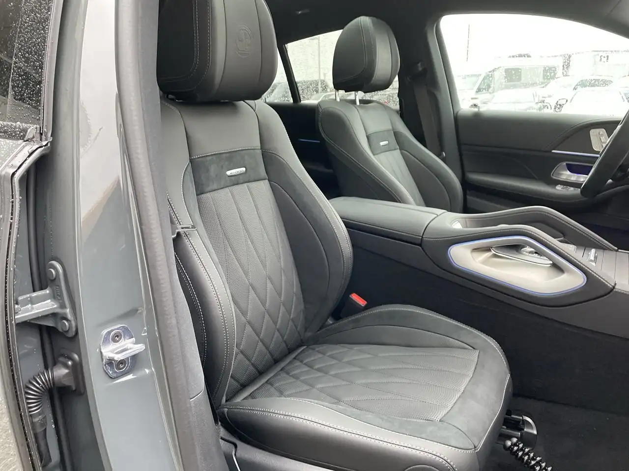 Mercedes-Benz GLE снимка Mercedes-Benz GLE