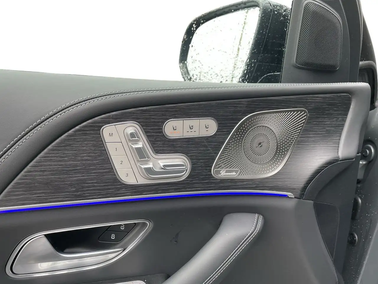 Mercedes-Benz GLE снимка Mercedes-Benz GLE