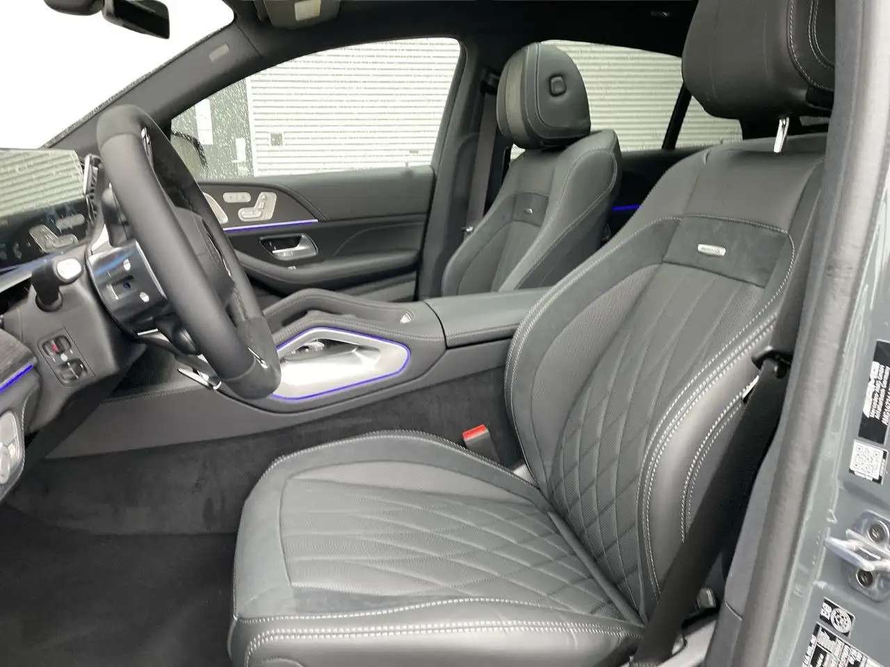Mercedes-Benz GLE снимка Mercedes-Benz GLE