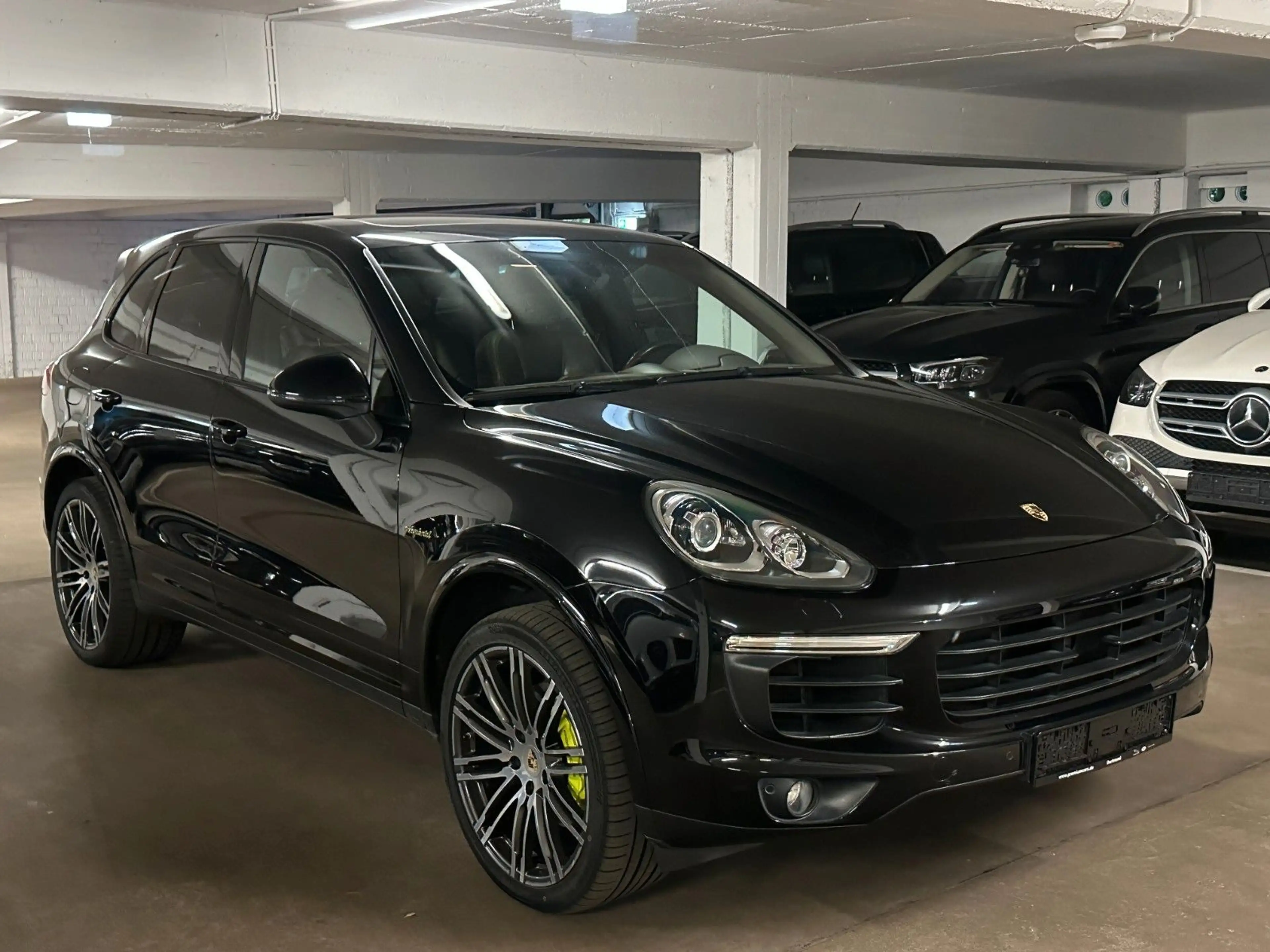 Porsche Cayenne S E-Hybrid *Platinum Edition* — photo 2