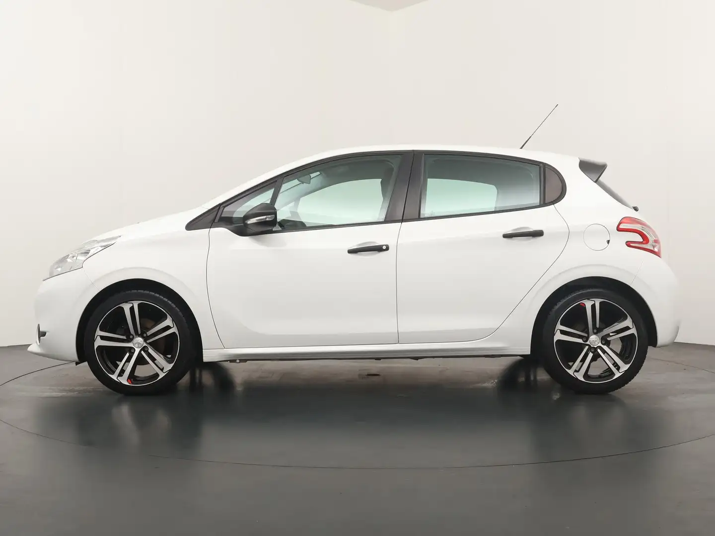 Peugeot 208 1.0 VTi Access - Cruise Control - Airco - Radio Blanc - 2