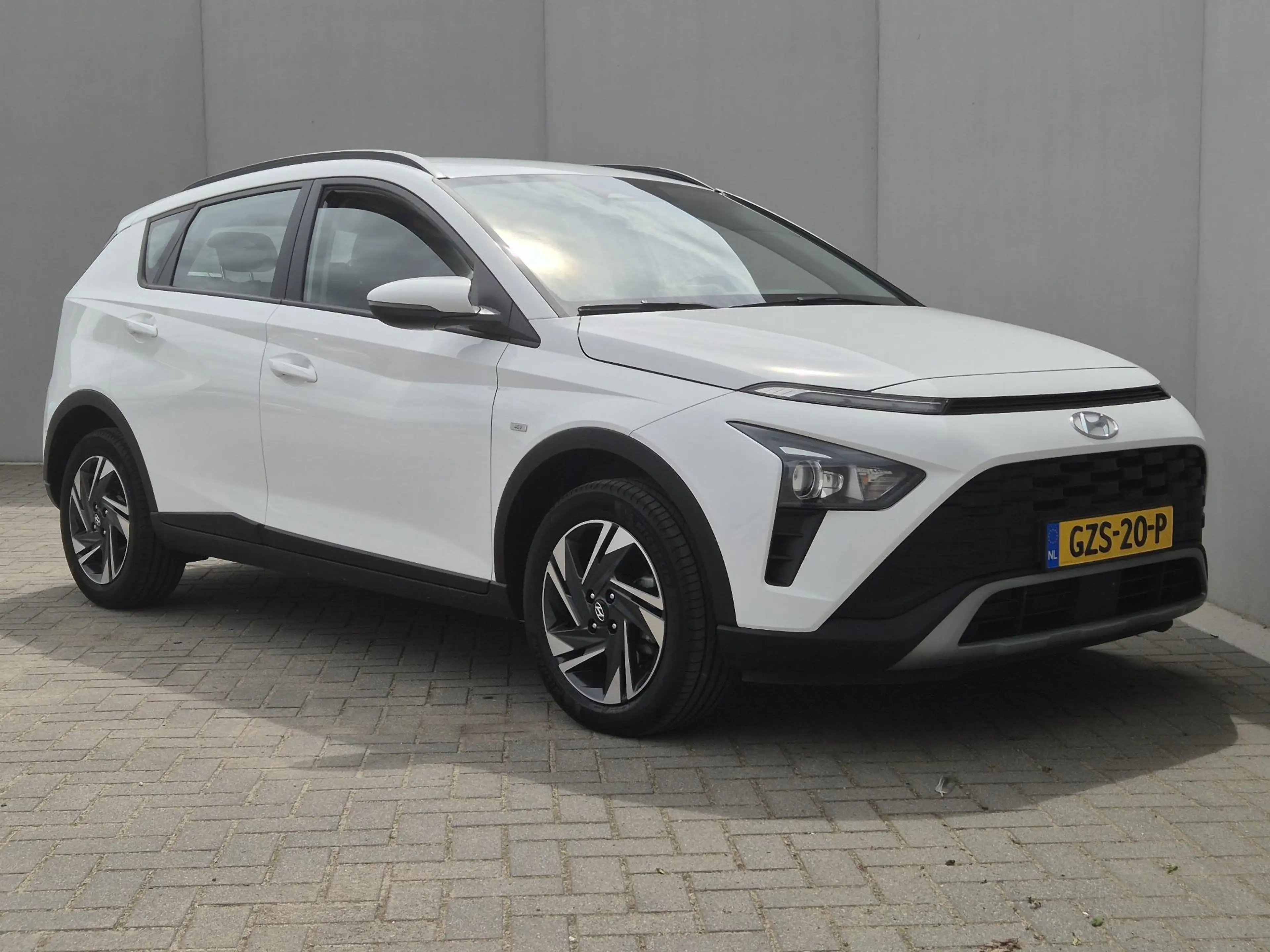 Hyundai BAYON 1.0 T-GDI Comfort / Trekhaak vast / Navigatie via — photo 17