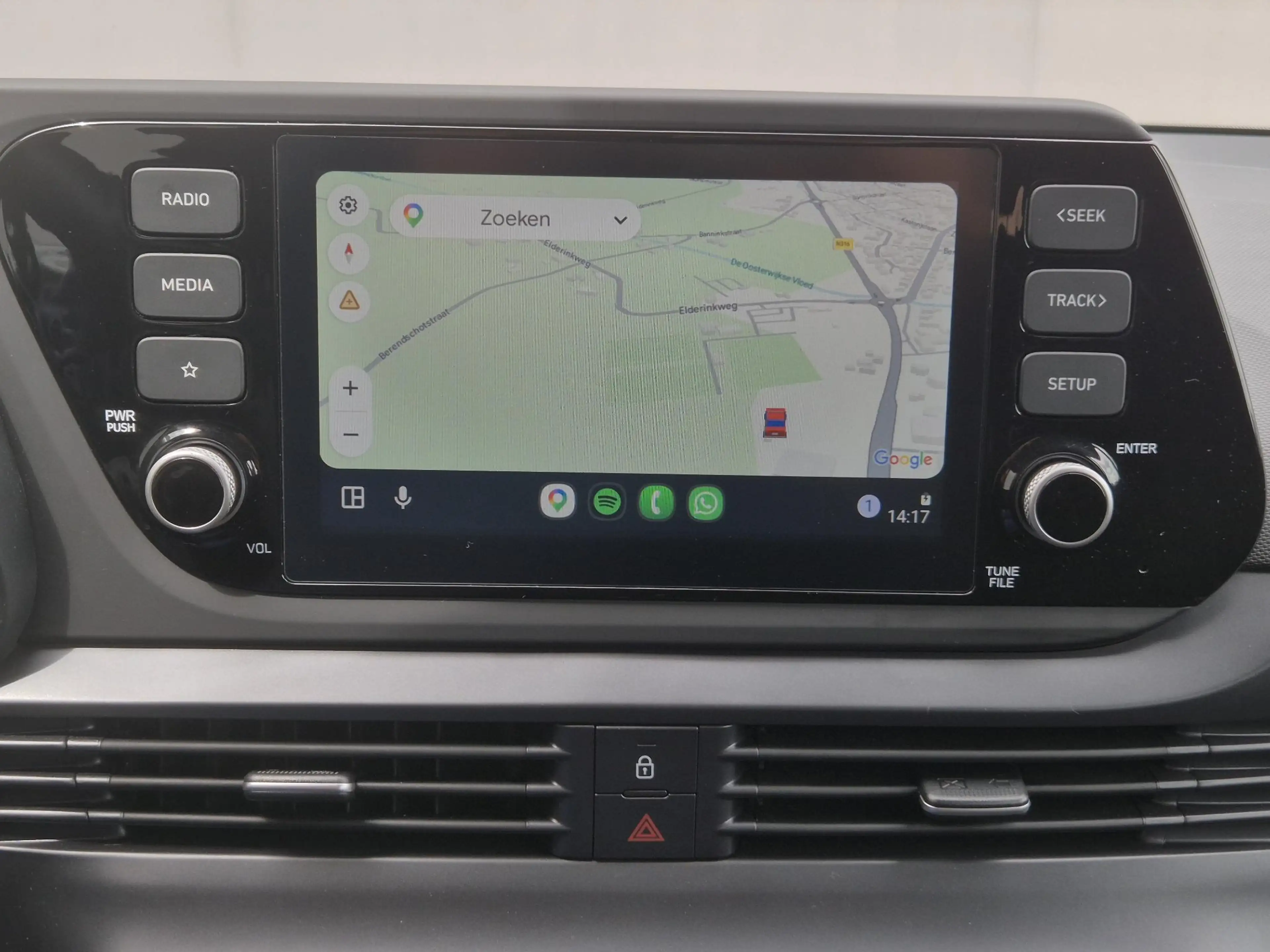 Hyundai BAYON 1.0 T-GDI Comfort / Trekhaak vast / Navigatie via — photo 6