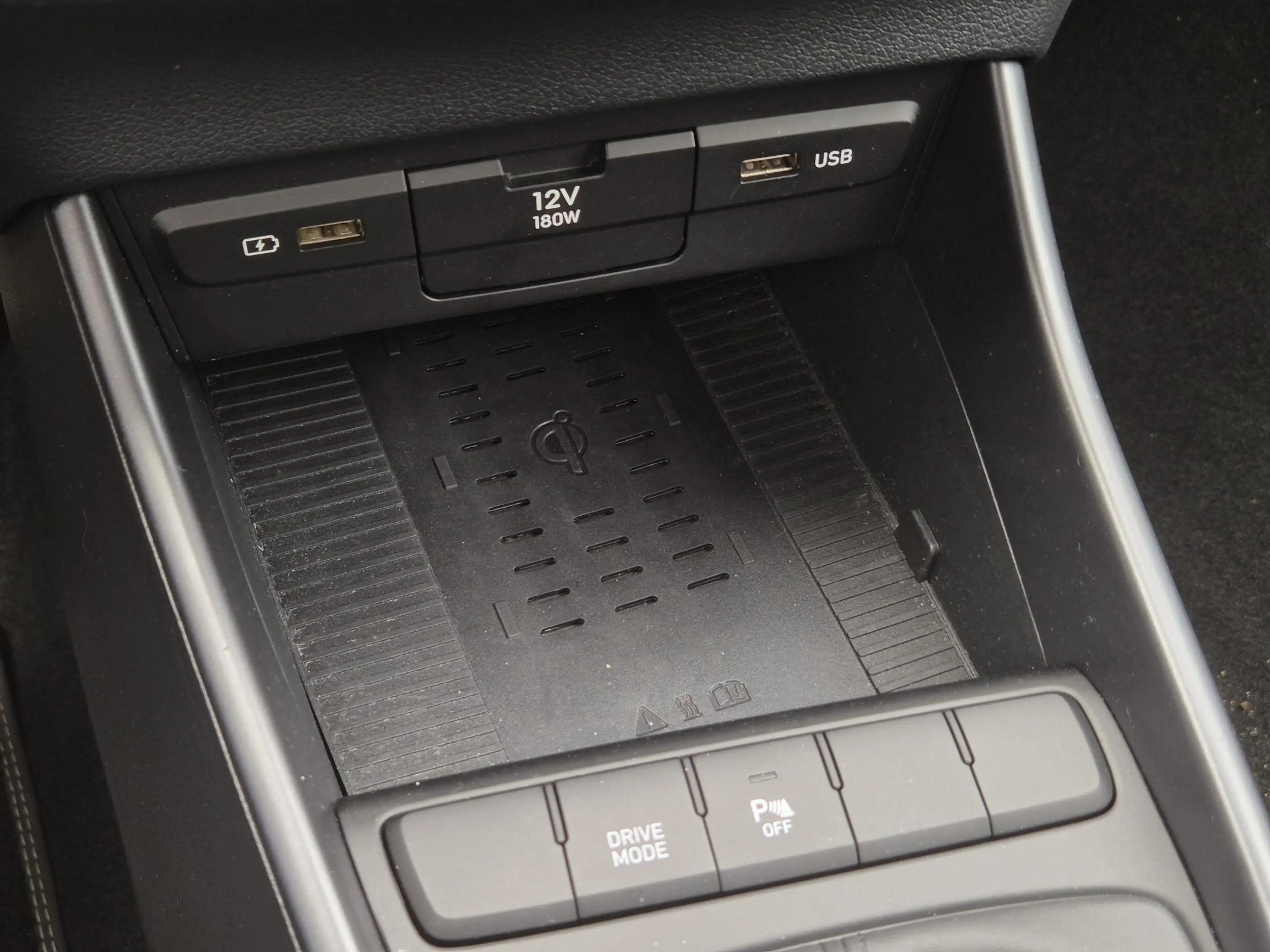 Hyundai BAYON 1.0 T-GDI Comfort / Trekhaak vast / Navigatie via — photo 34