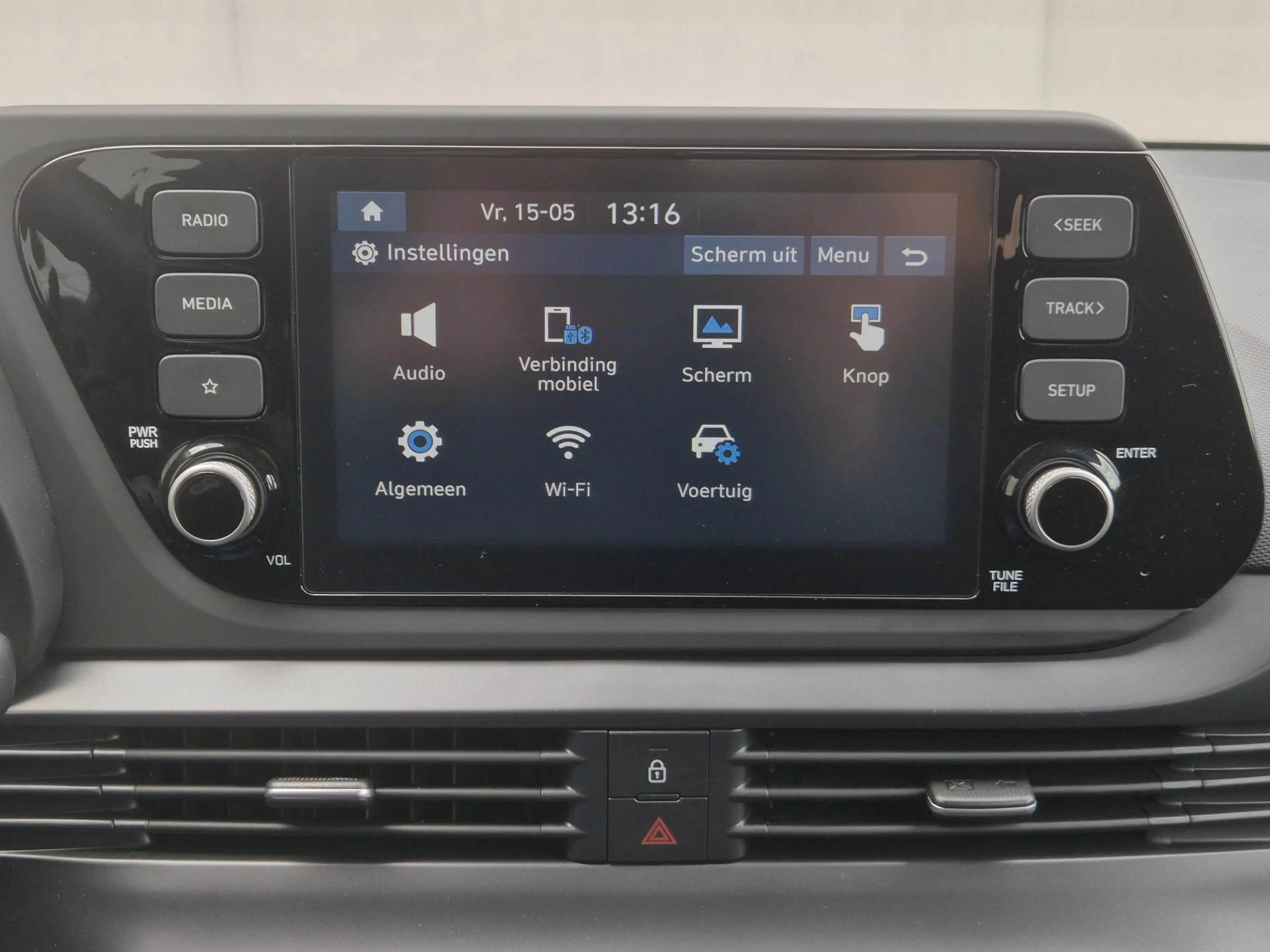 Hyundai BAYON 1.0 T-GDI Comfort / Trekhaak vast / Navigatie via — photo 26