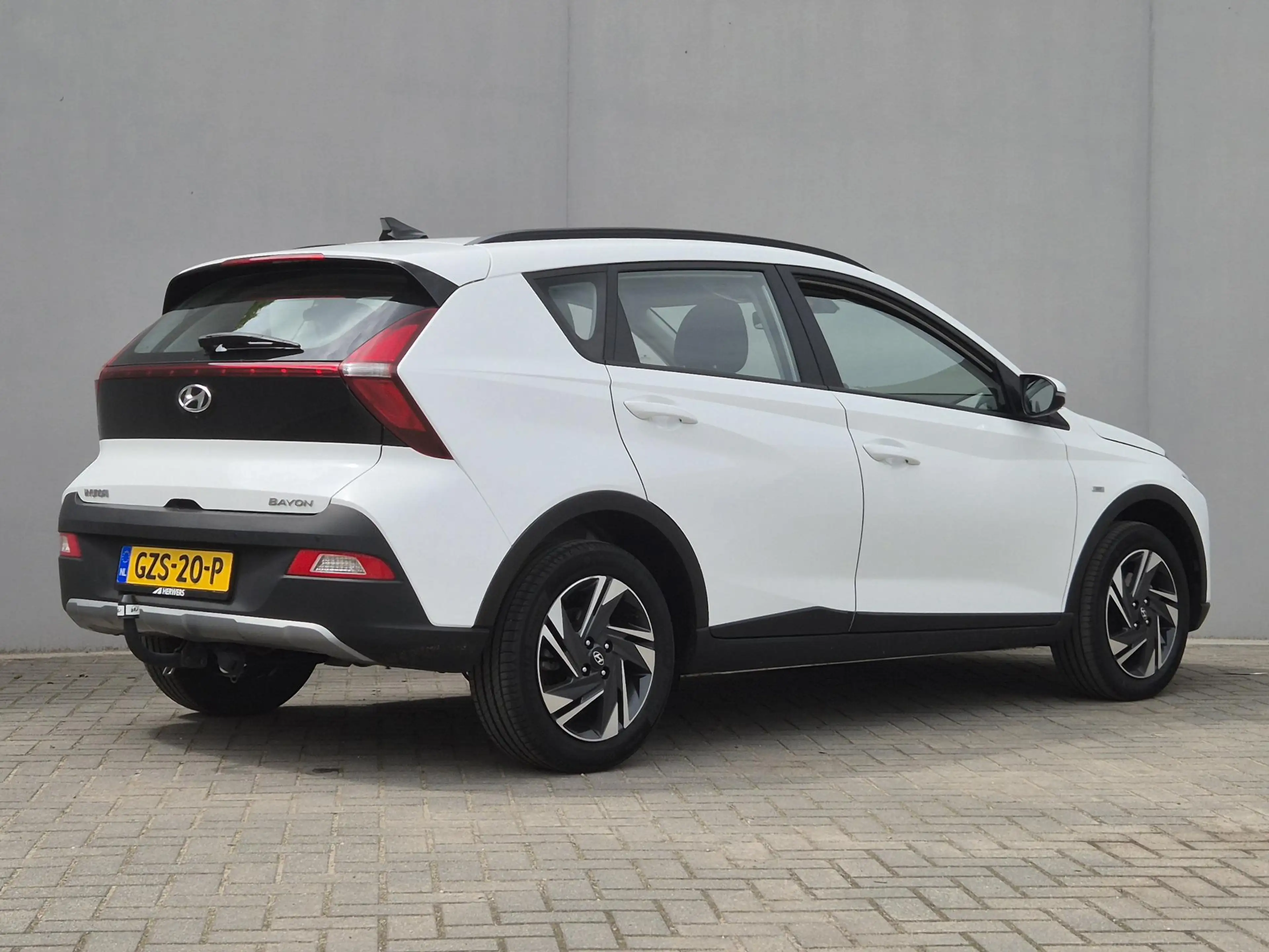 Hyundai BAYON 1.0 T-GDI Comfort / Trekhaak vast / Navigatie via — photo 3
