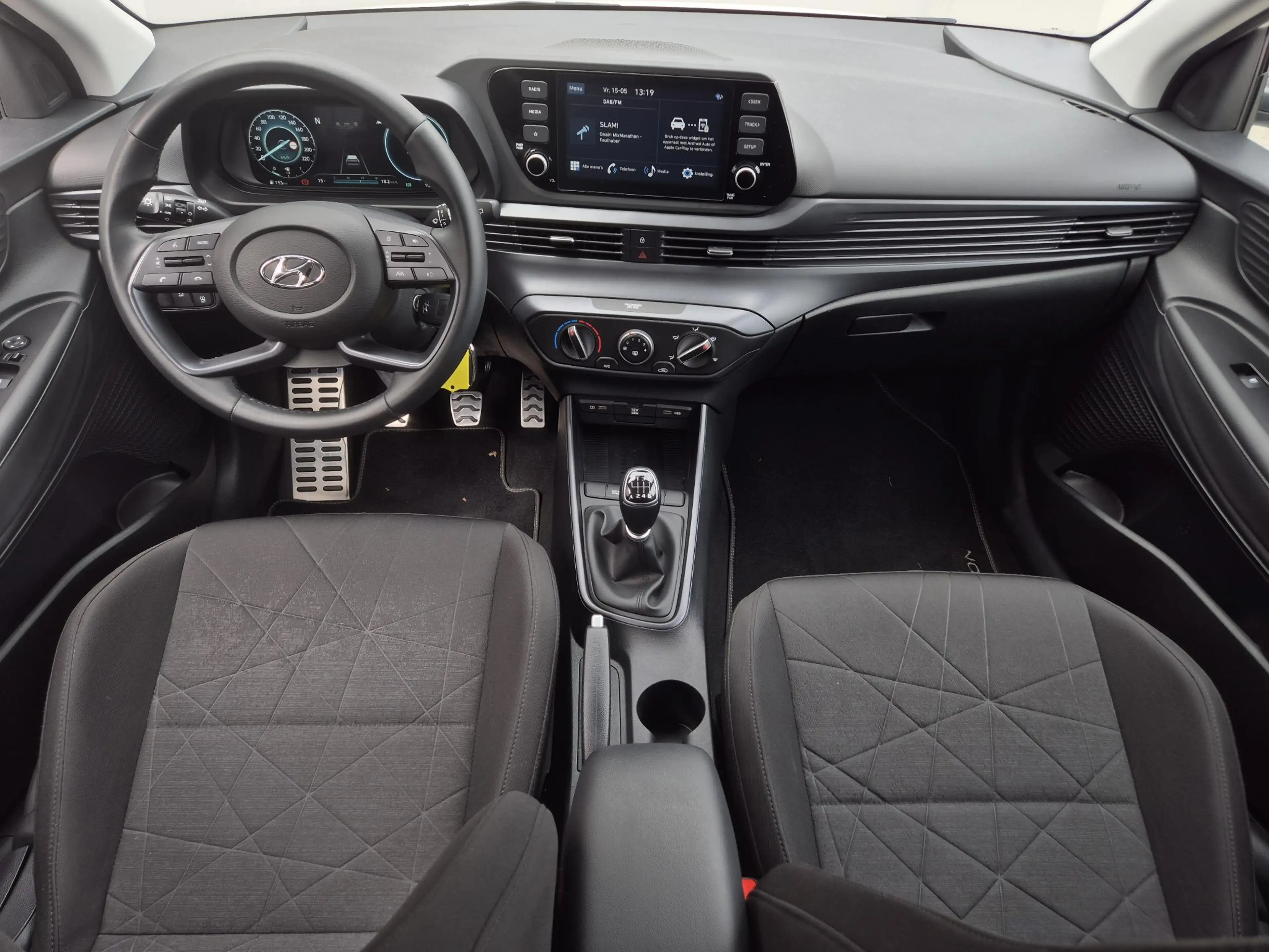 Hyundai BAYON 1.0 T-GDI Comfort / Trekhaak vast / Navigatie via — photo 2