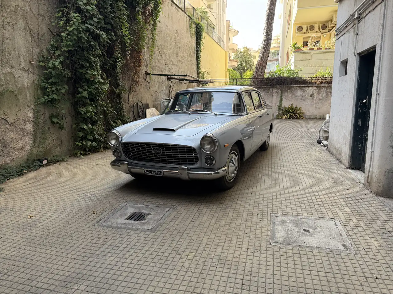 Lancia Flaminia, foto 1
