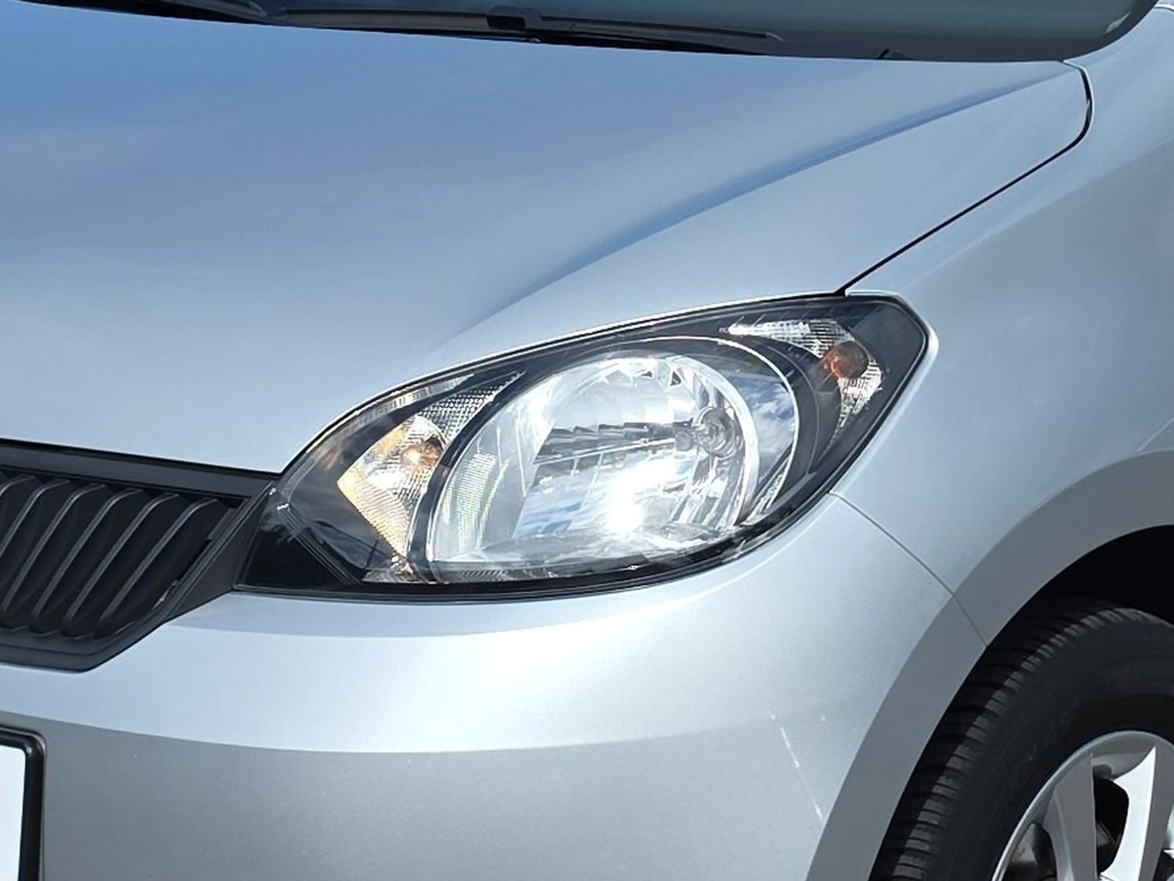 Skoda Citigo 1.0 Klima AUX Tagfahrlicht — photo 7