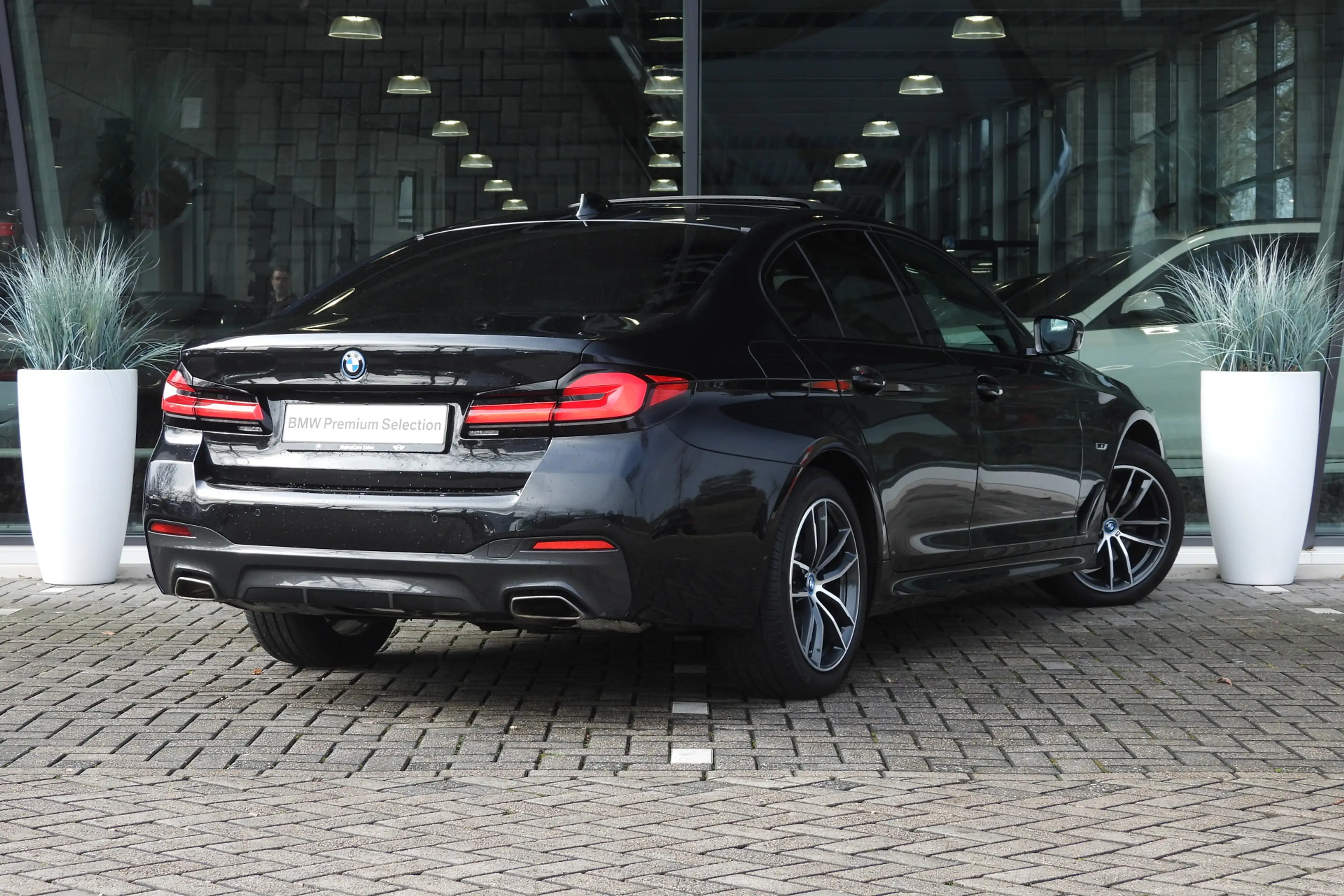 BMW 545 5 Serie 545e xDrive High Executive M Sport Automaa — photo 4