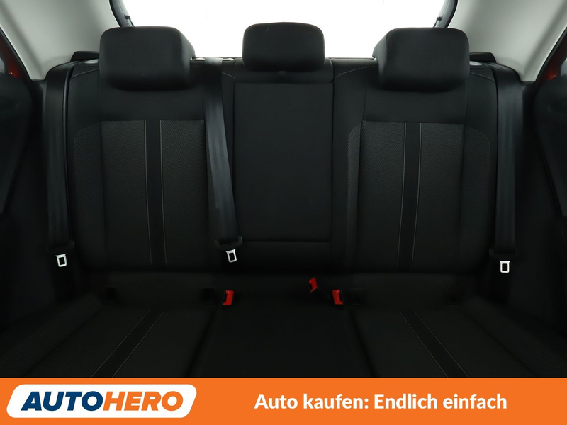 Volkswagen T-Roc 1.5 TSI ACT Life — photo 15