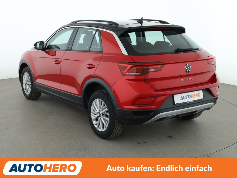 Volkswagen T-Roc 1.5 TSI ACT Life — photo 4