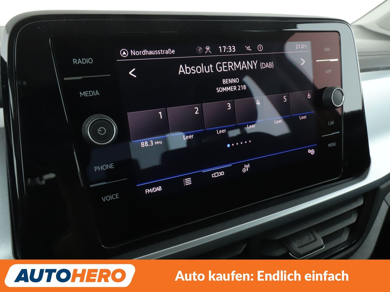 Volkswagen T-Roc 1.5 TSI ACT Life — photo 21