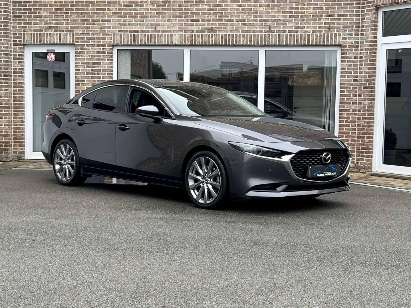 Mazda 3 2.0 M-HYBRID SKYCRUISE Sedan / 55000km / 12m wb Grigio - 1