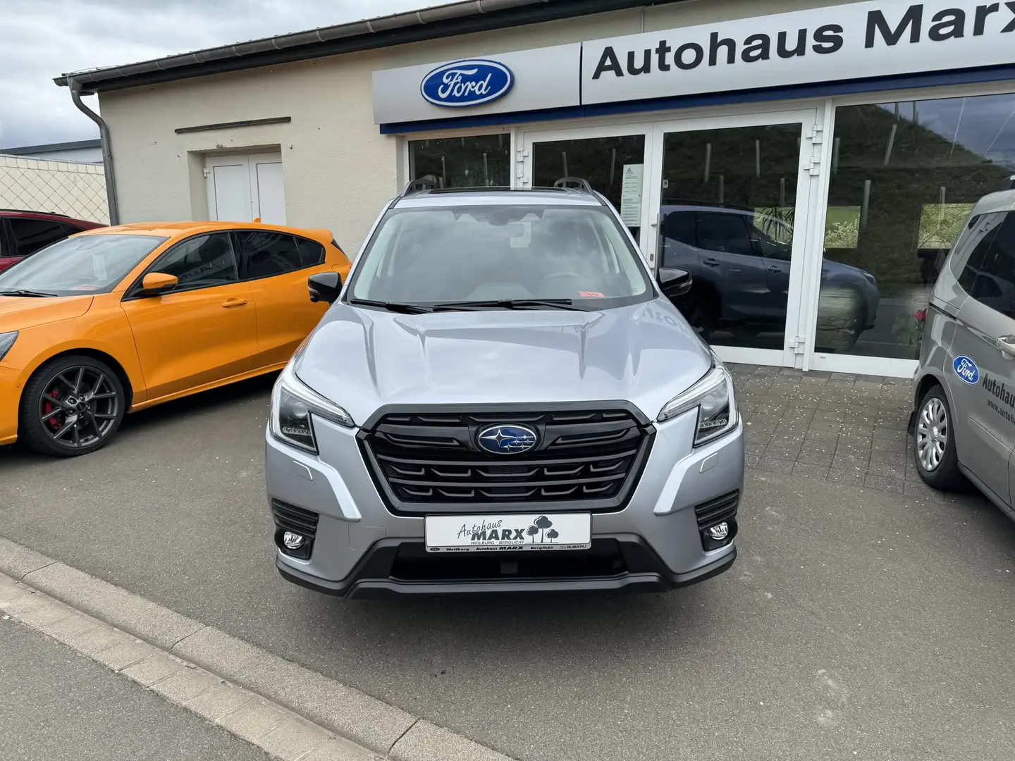 Subaru Forester Edition Black Platinum Argintiu - 2