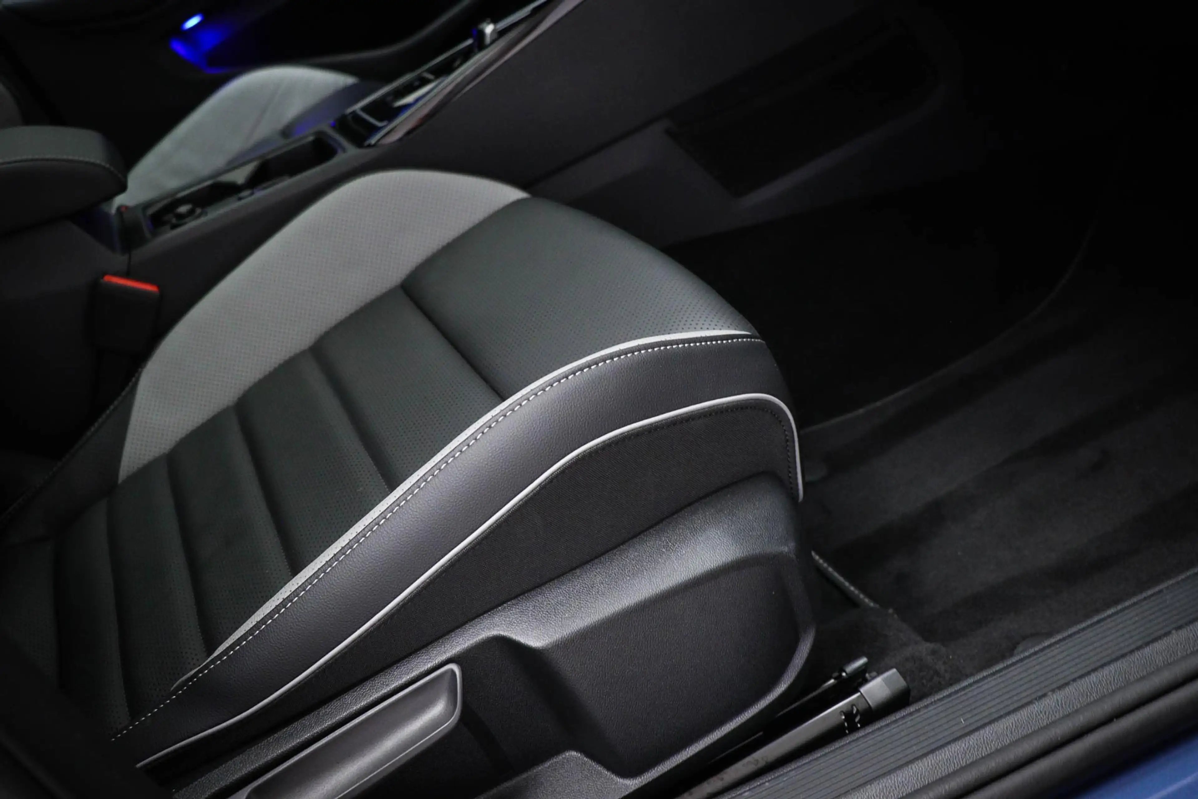 Volkswagen Golf GTE 1.5 eHybrid | LEDER | PANORAMADAK | HEAD UP | STOE — photo 14