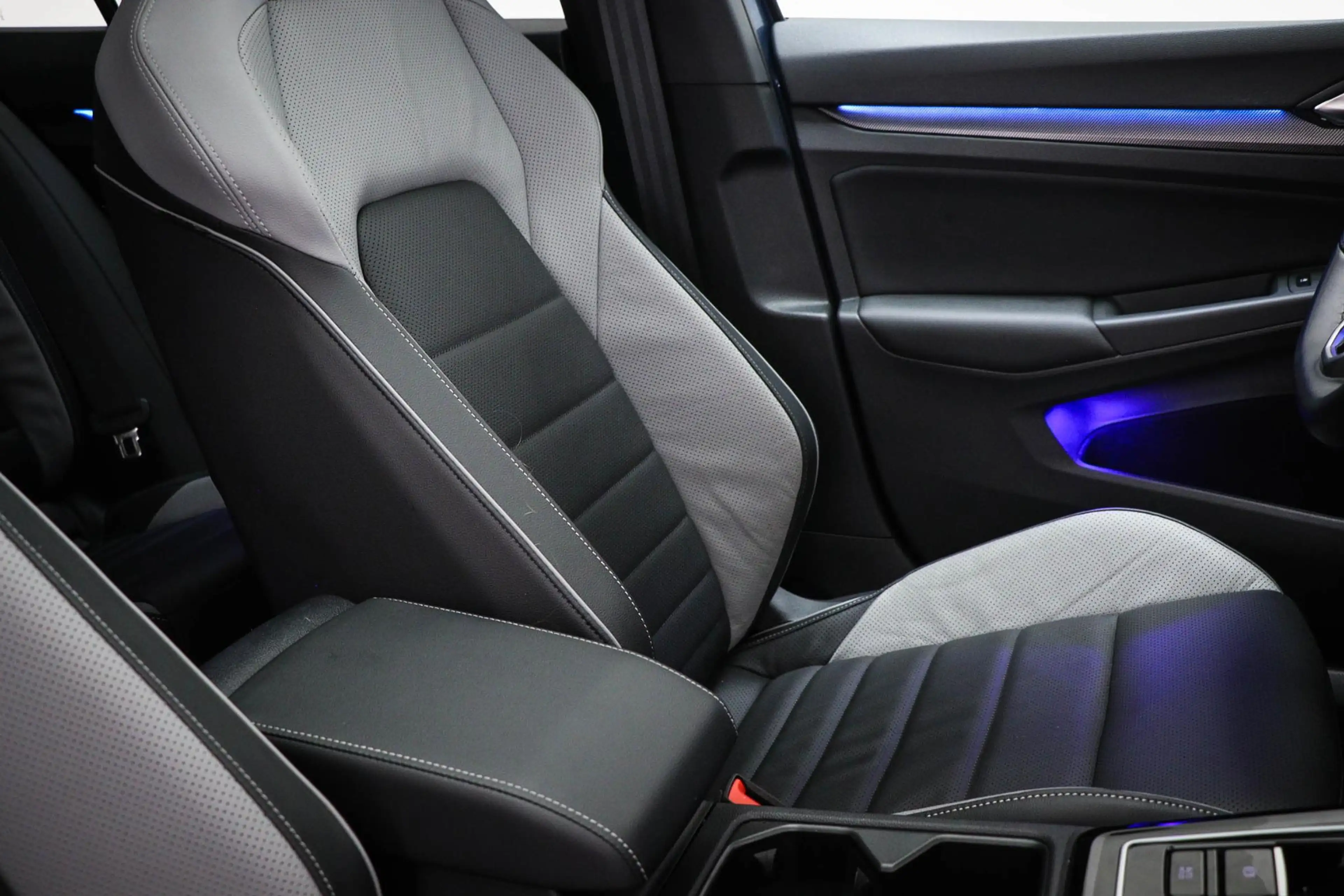 Volkswagen Golf GTE 1.5 eHybrid | LEDER | PANORAMADAK | HEAD UP | STOE — photo 13