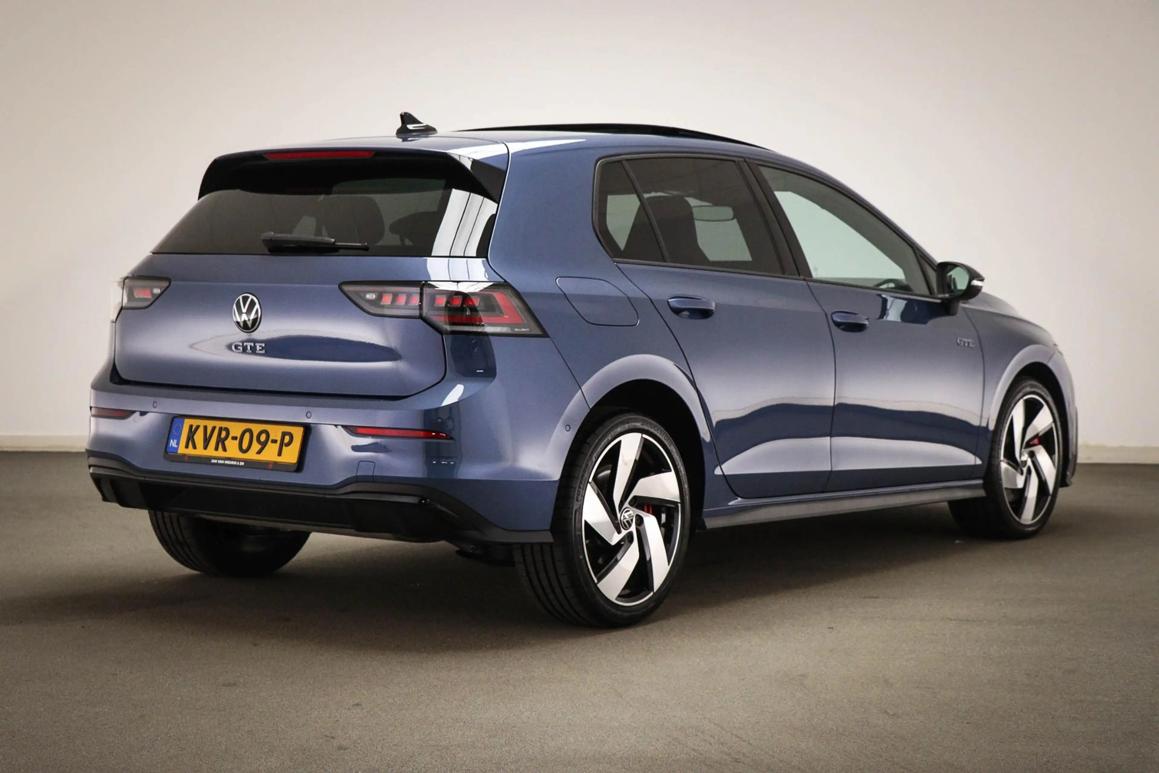 Volkswagen Golf GTE 1.5 eHybrid | LEDER | PANORAMADAK | HEAD UP | STOE — photo 2