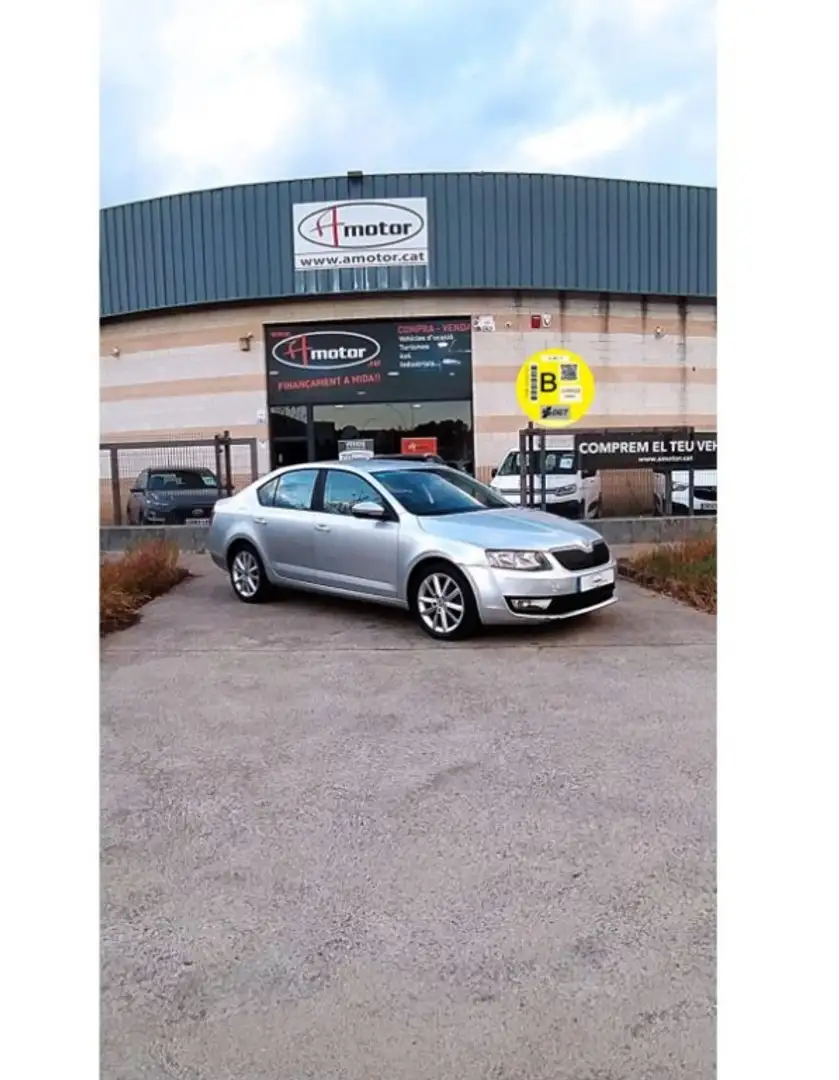 Skoda Octavia 1.6TDI CR Ambition 105 Gris - 1
