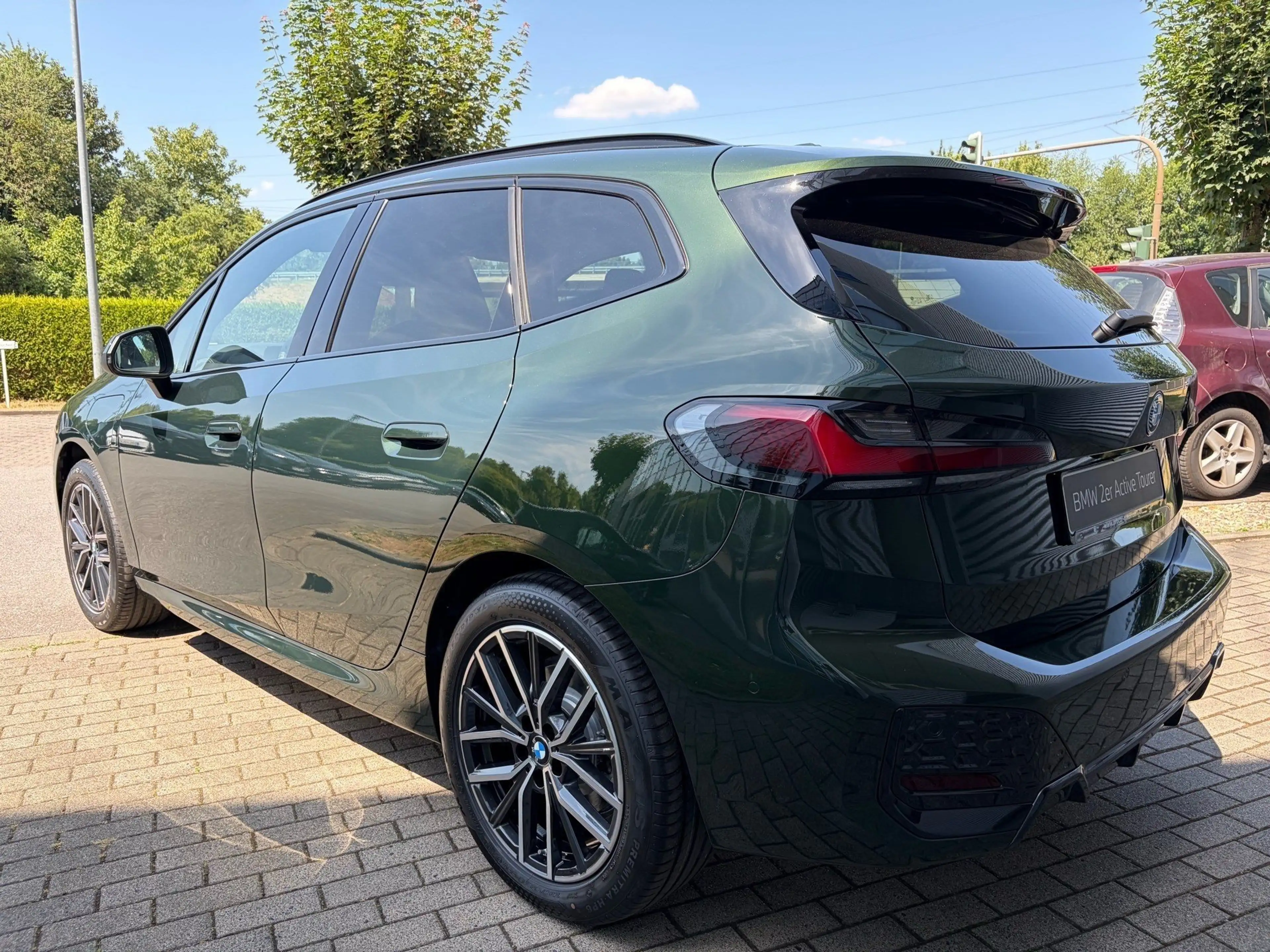 BMW 225 e xDrive M Sport AHK RFK NAVI LED PDC V+H LM — photo 4