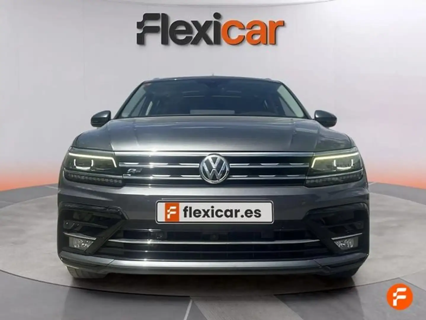 Volkswagen Tiguan Sport+2.0+TDI+110kW+%28150CV%29+DSG Gris - 2