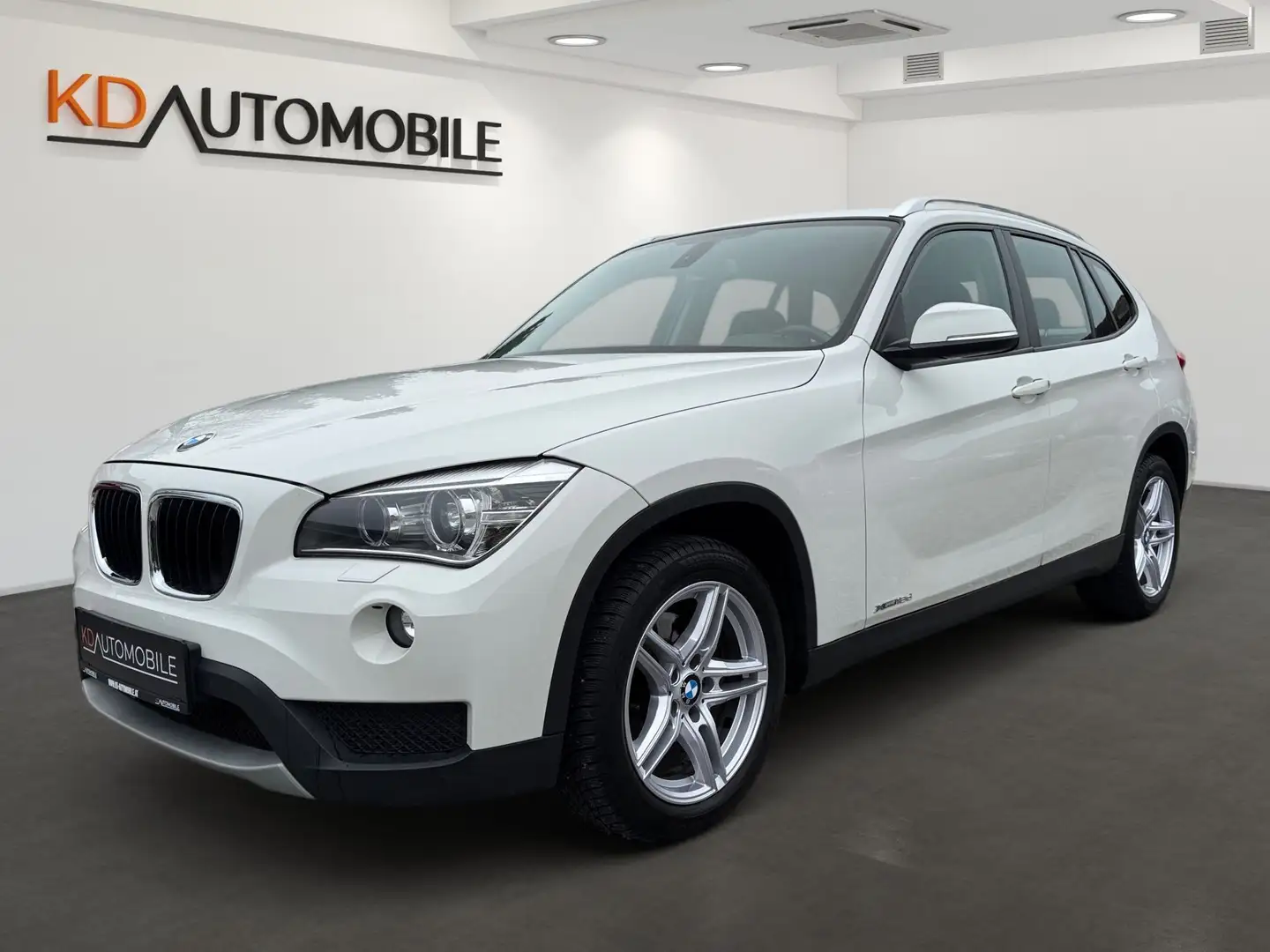 BMW X1 xDrive18d Österreich-Paket Aut. Blanc - 1