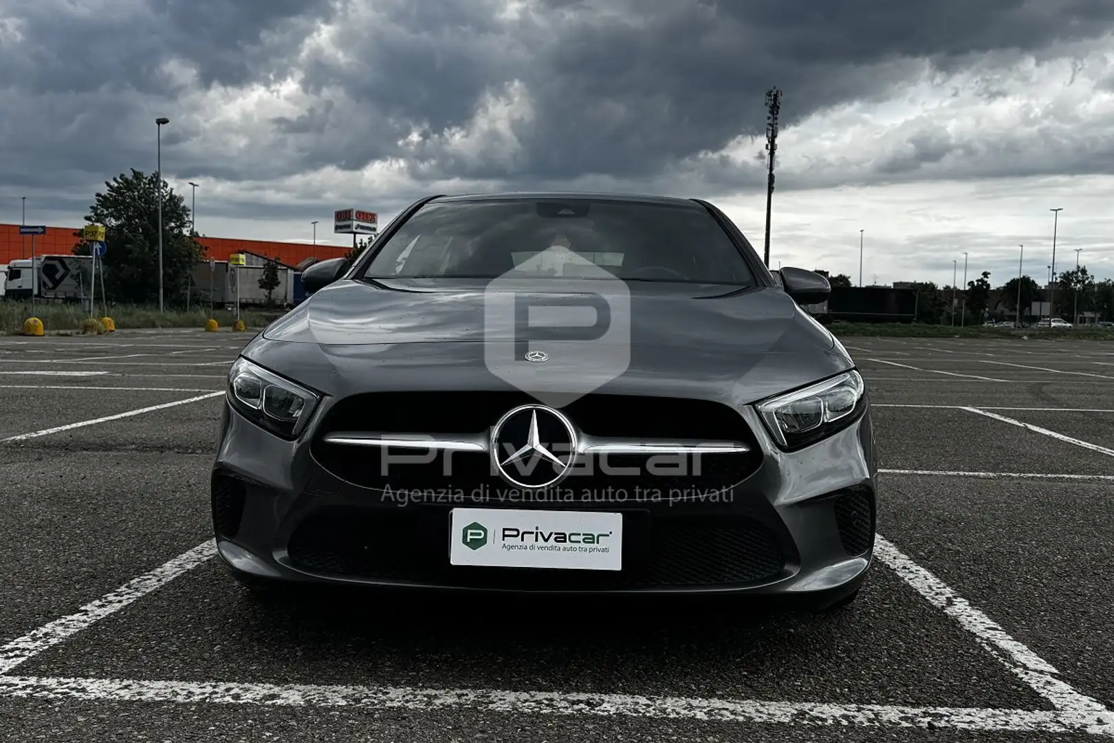 Mercedes-Benz A 180 A 180 d Automatic Sport Argento - 2