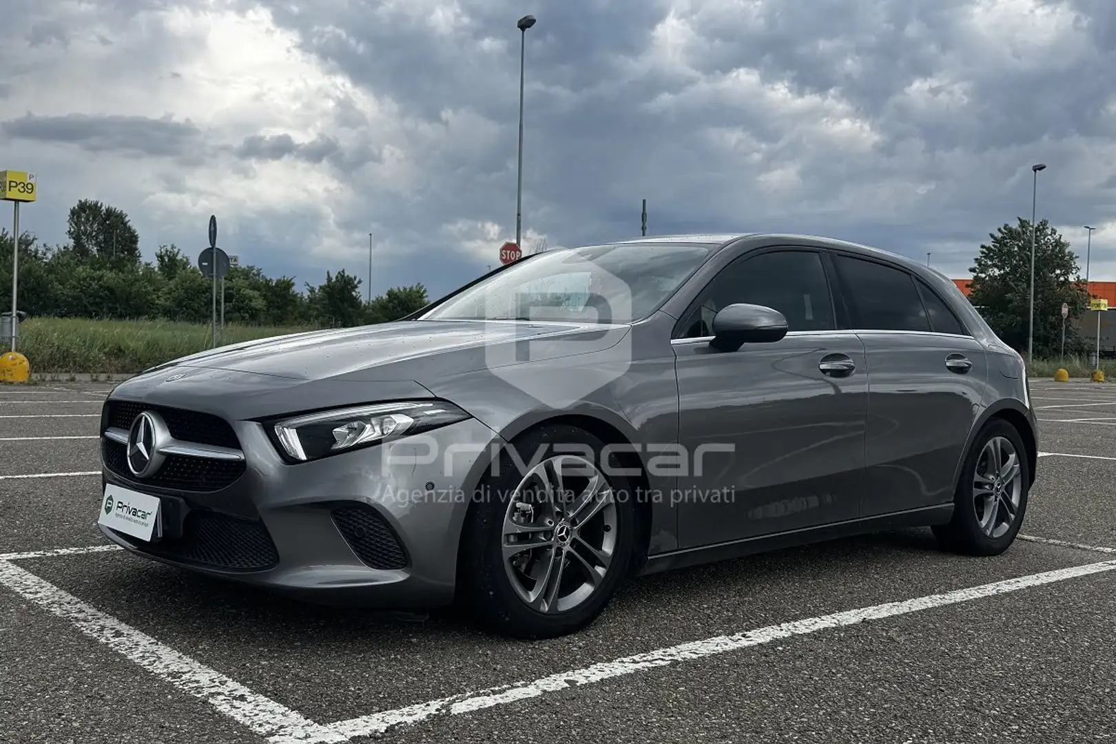 Mercedes-Benz A 180 A 180 d Automatic Sport Argento - 1