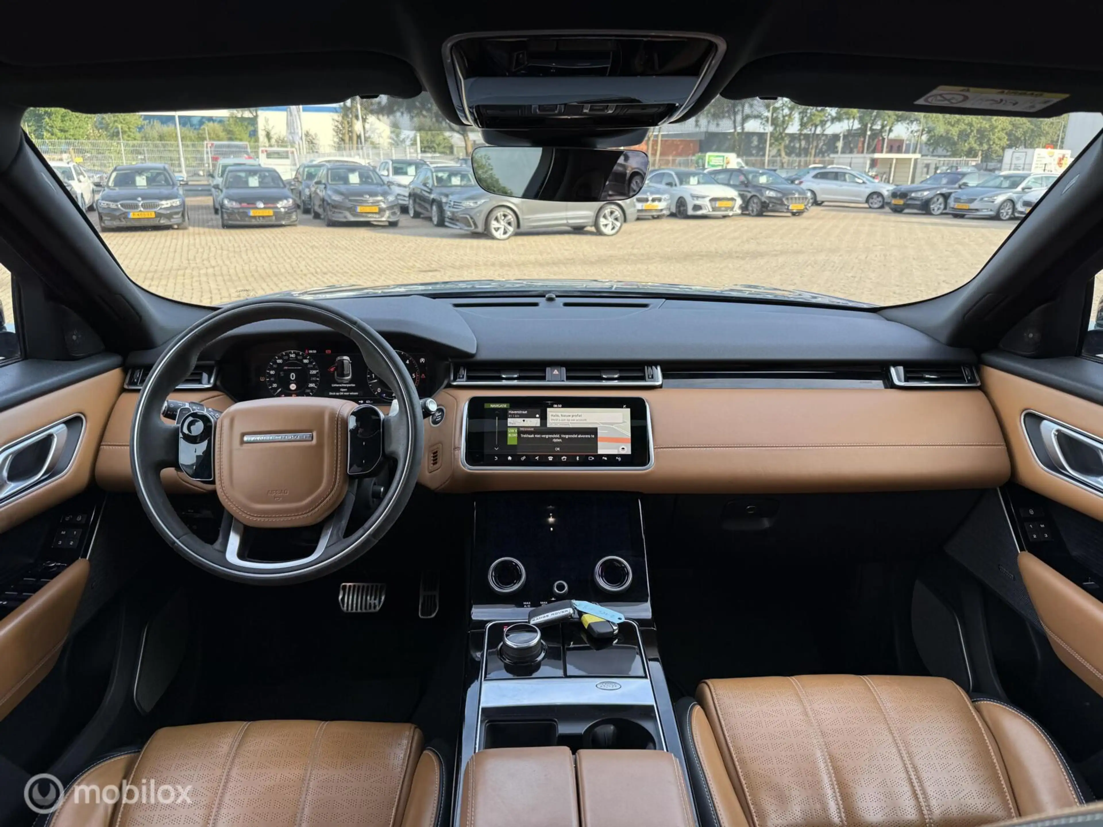 Land Rover Range Rover Velar 3.0 V6 AWD R-Dynamic HSE — photo 2