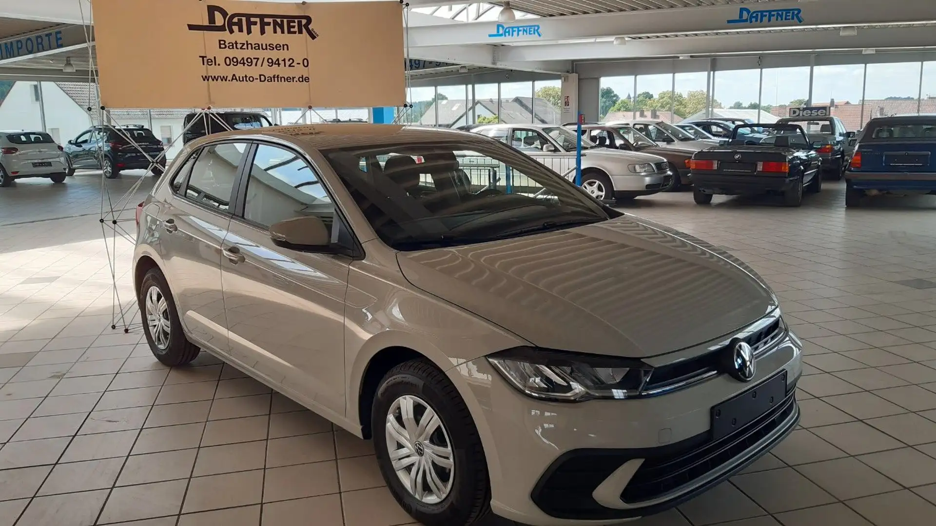 Volkswagen Polo 1.0 59kW / SOFORT VERFÜGBAR/KLIMA/SZHZG/PDC Beige - 2