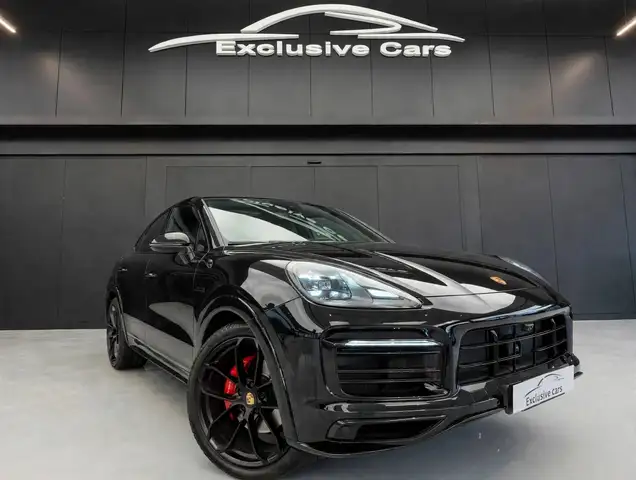 Porsche Cayenne view 7