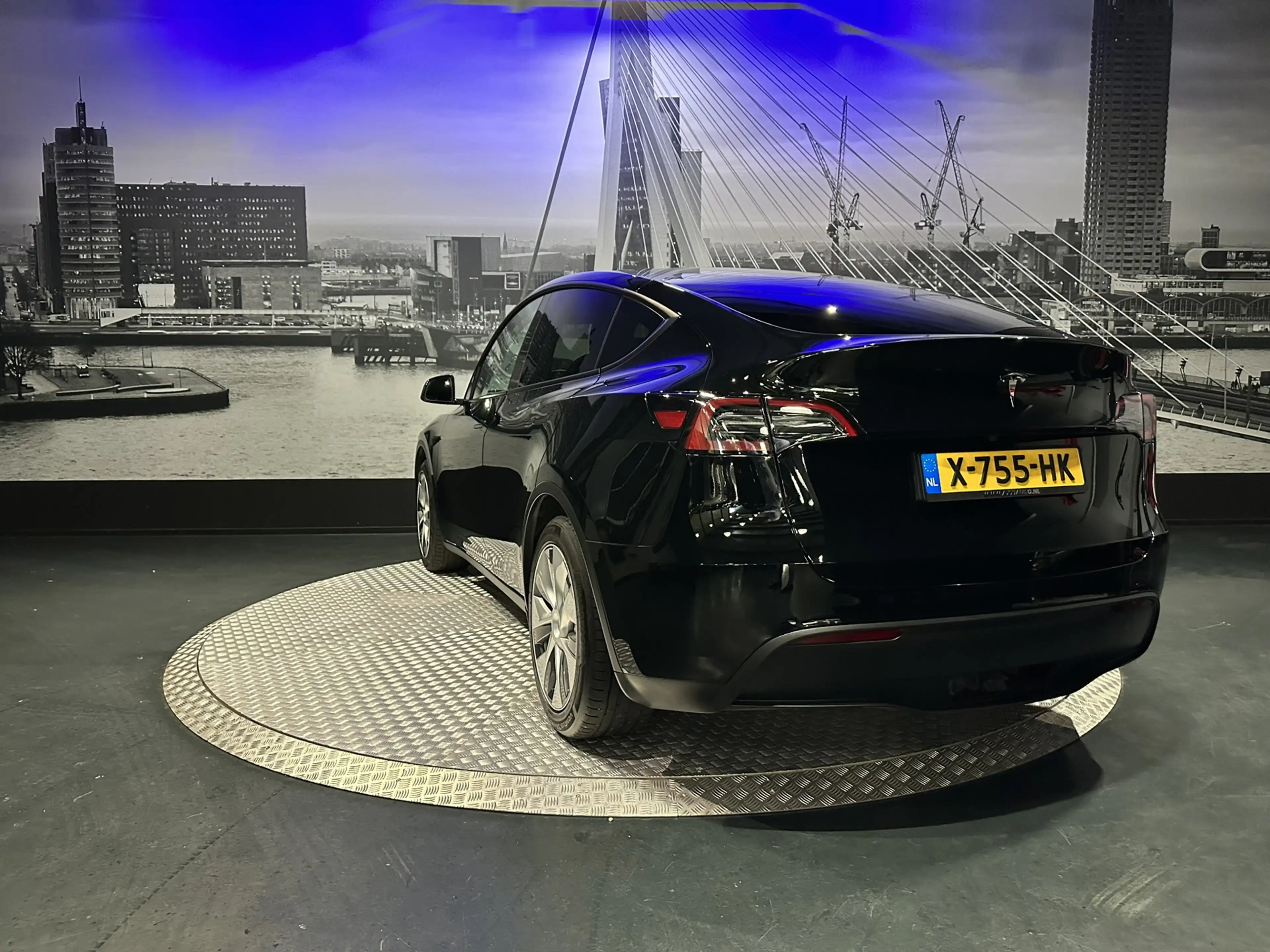 Tesla Model Y RWD 58 kWh *Origineel NL*Trekhaak*Pano* — photo 10
