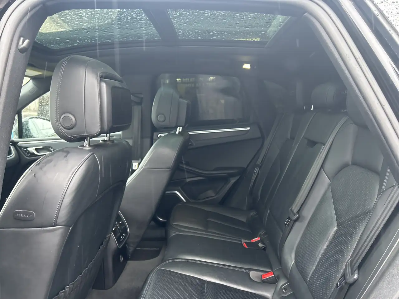 Porsche Macan снимка Porsche Macan