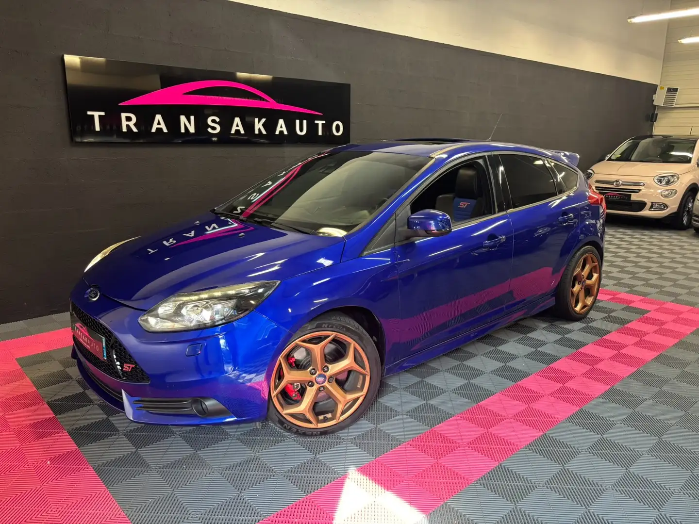 Ford Focus ST Blauw - 1