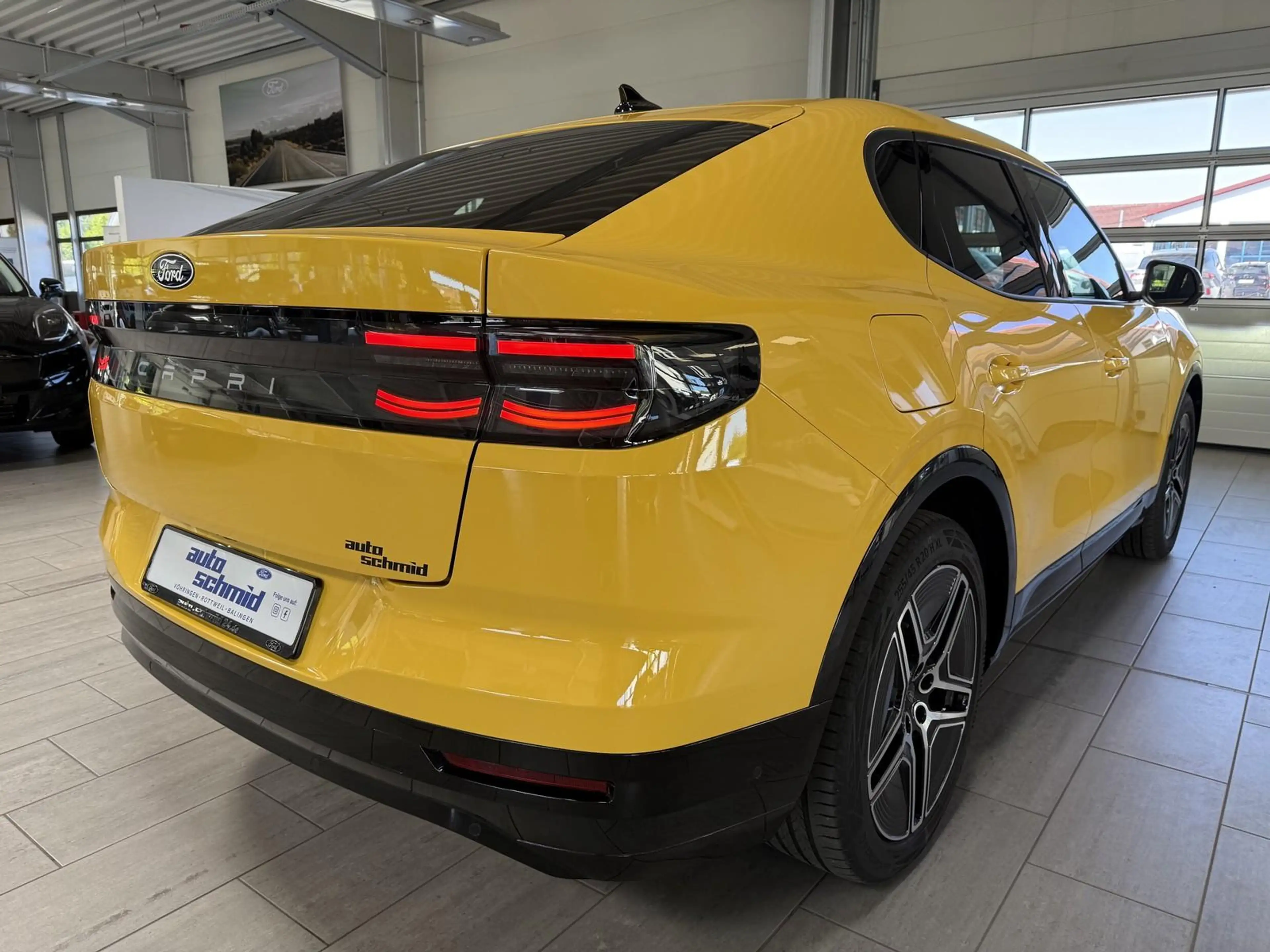 Ford Capri 250 kW Dual-Motor AWD Premium HeadUp — photo 6