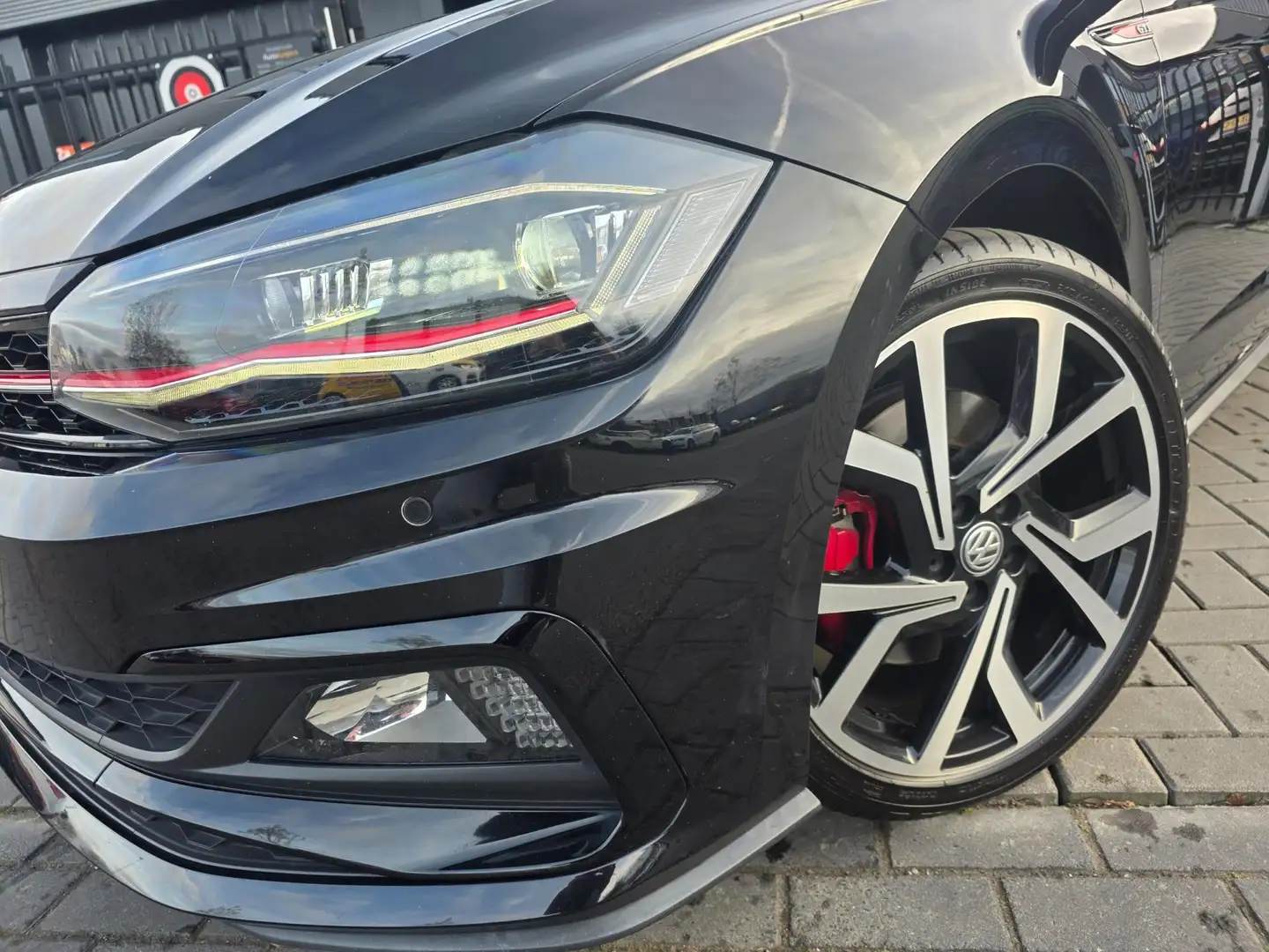 Volkswagen Polo GTI 2.0 TSI | AUTOMAAT | Met digitaal dashboard, panor Noir - 2