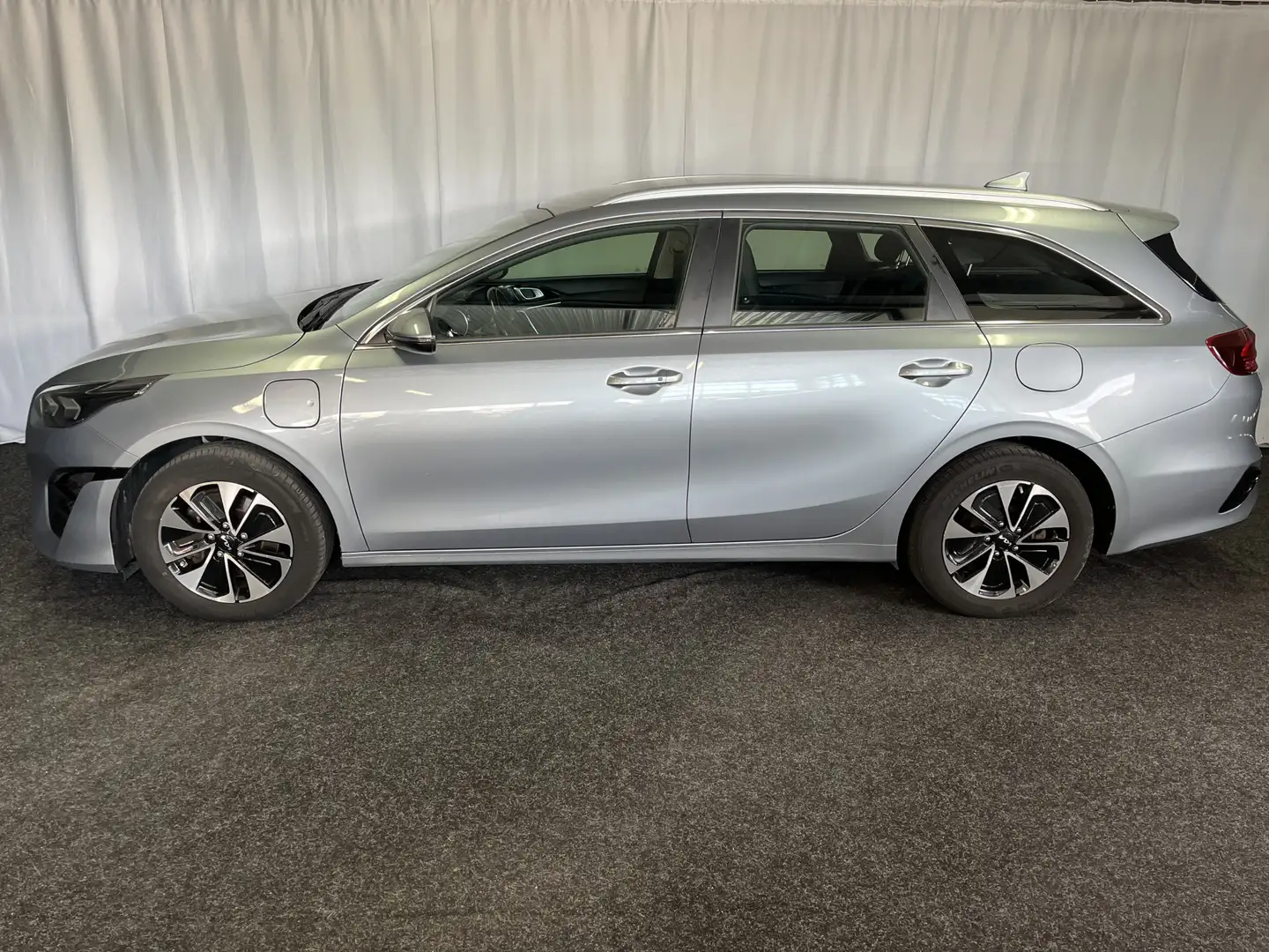 Kia Ceed SW / cee'd SW Sportswagon 1.6 GDI PHEV DynamicLine 1E EIGN/ECC/C Grijs - 2