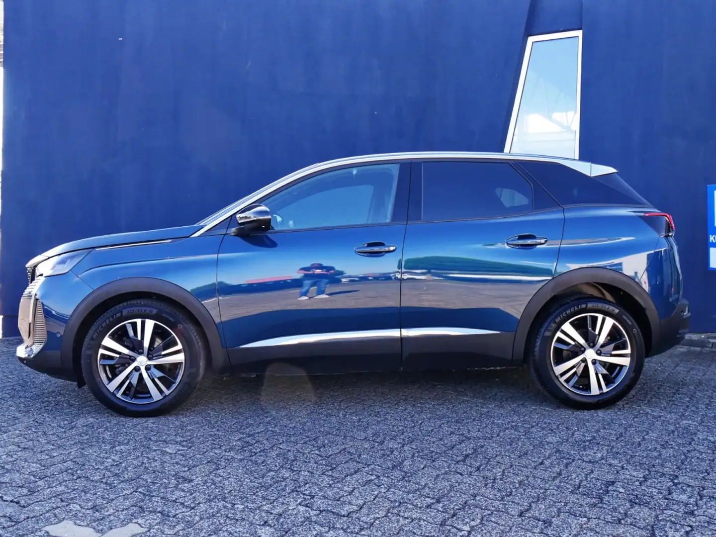 Peugeot 3008 Allure Pack 130 PT Sitzheizung+Keyless+Navi Klima Blu/Azzurro - 2