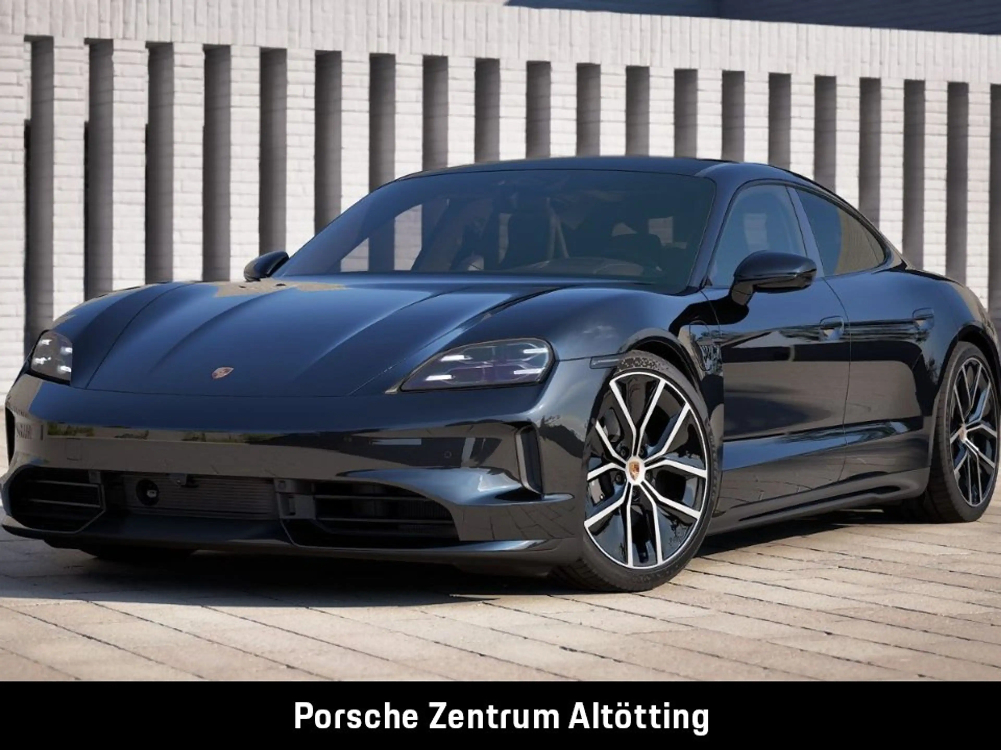 Porsche Taycan 4 Black Edition | InnoDrive | Panorama |