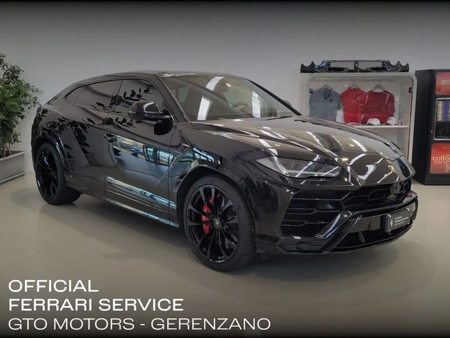 Lamborghini Urus 4.0 - 23" - CCM - BANG&OLUFSEN Noir - 1