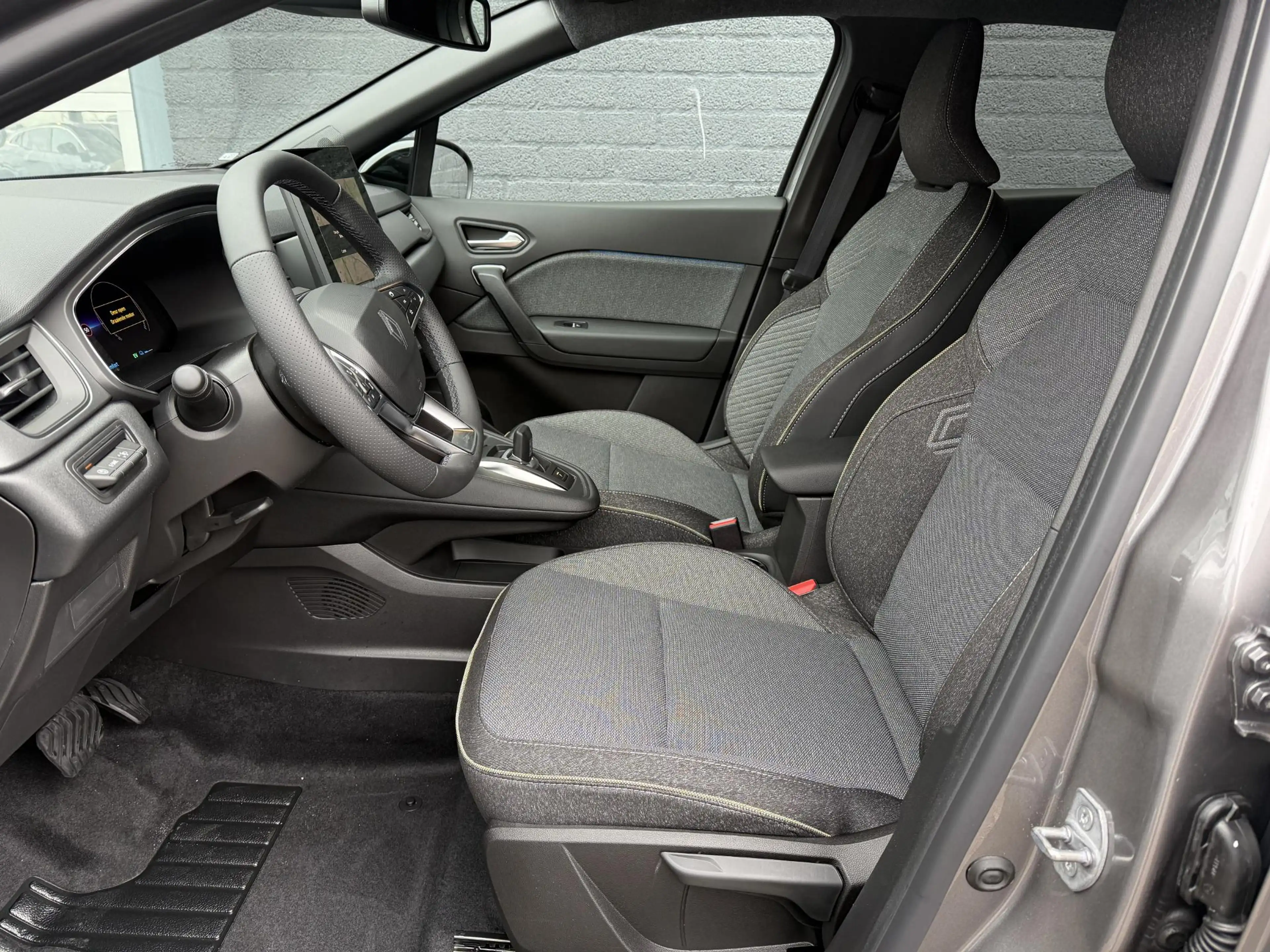 Renault Captur 1.8 E-Tech full hybrid 160 techno | Pack Winter | — photo 11