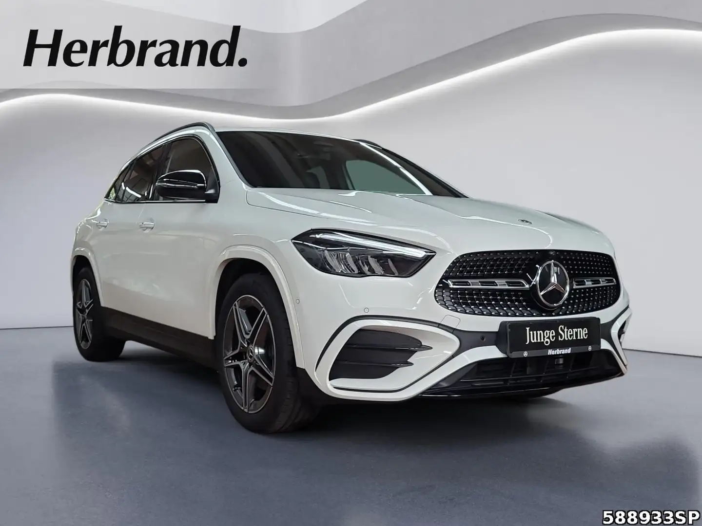 Mercedes-Benz GLA 220 d 4M AMG  AHK Night KeylessGO Rückfahrk. Alb - 2