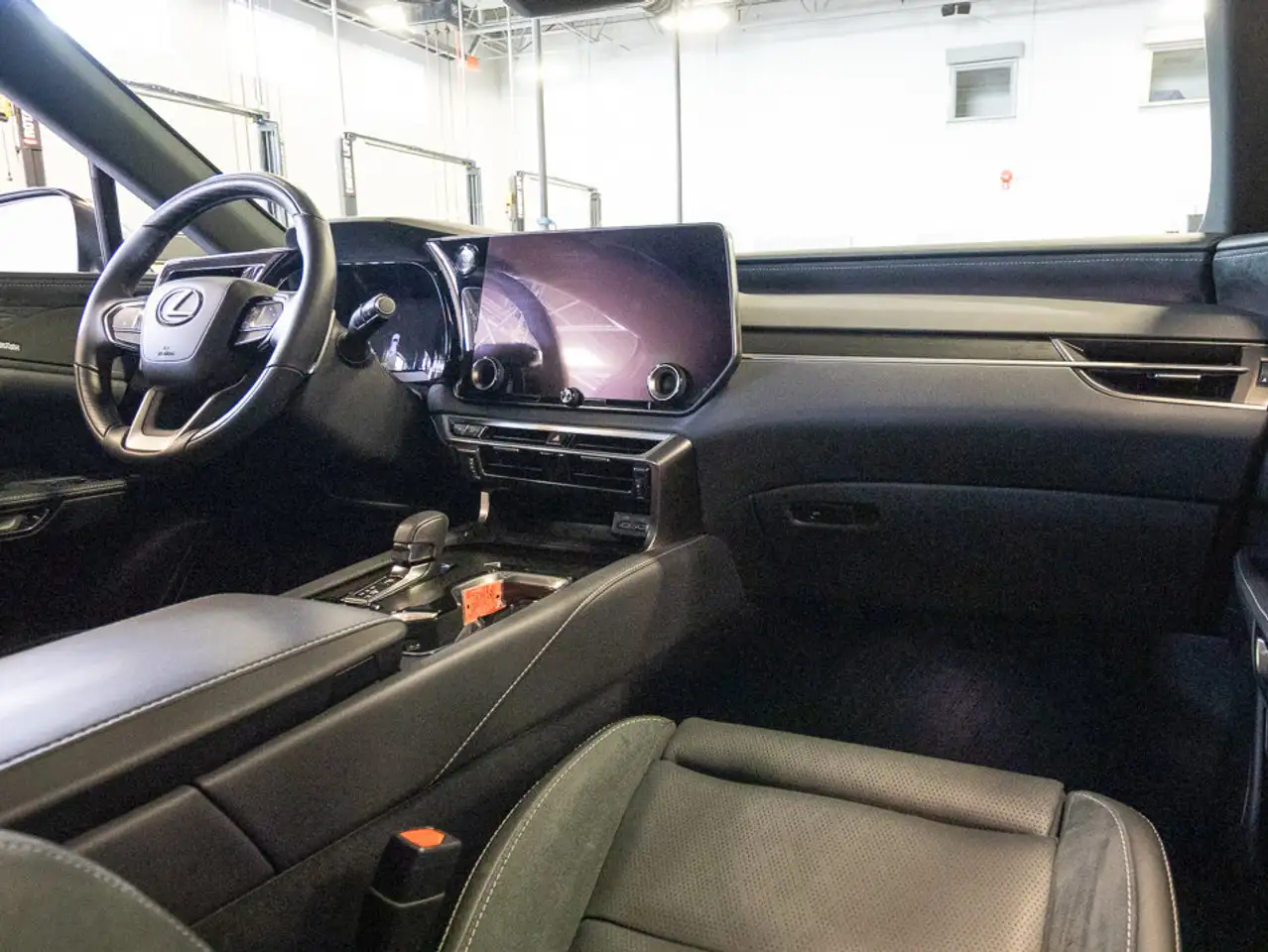 Lexus RX снимка Lexus RX