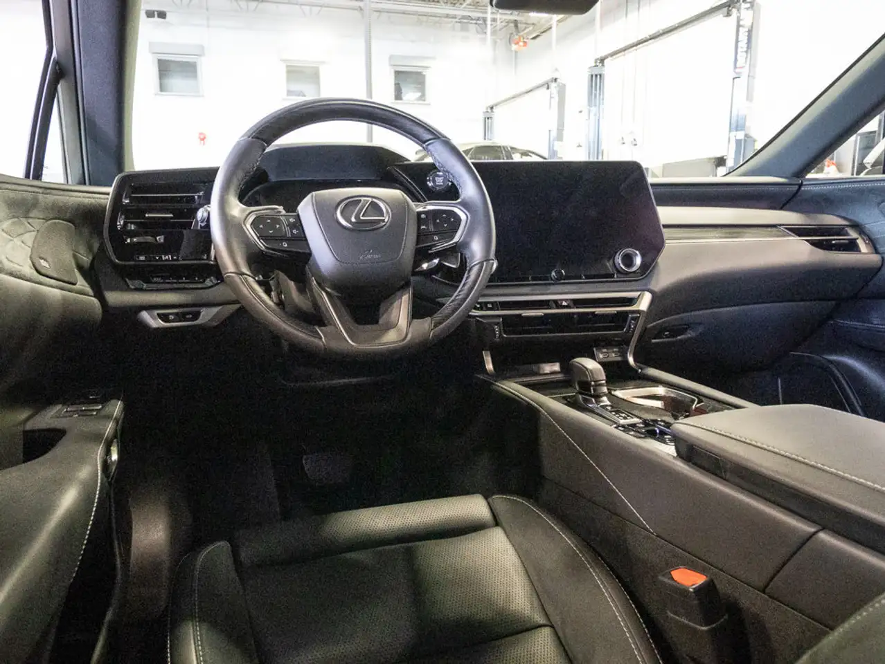 Lexus RX снимка Lexus RX