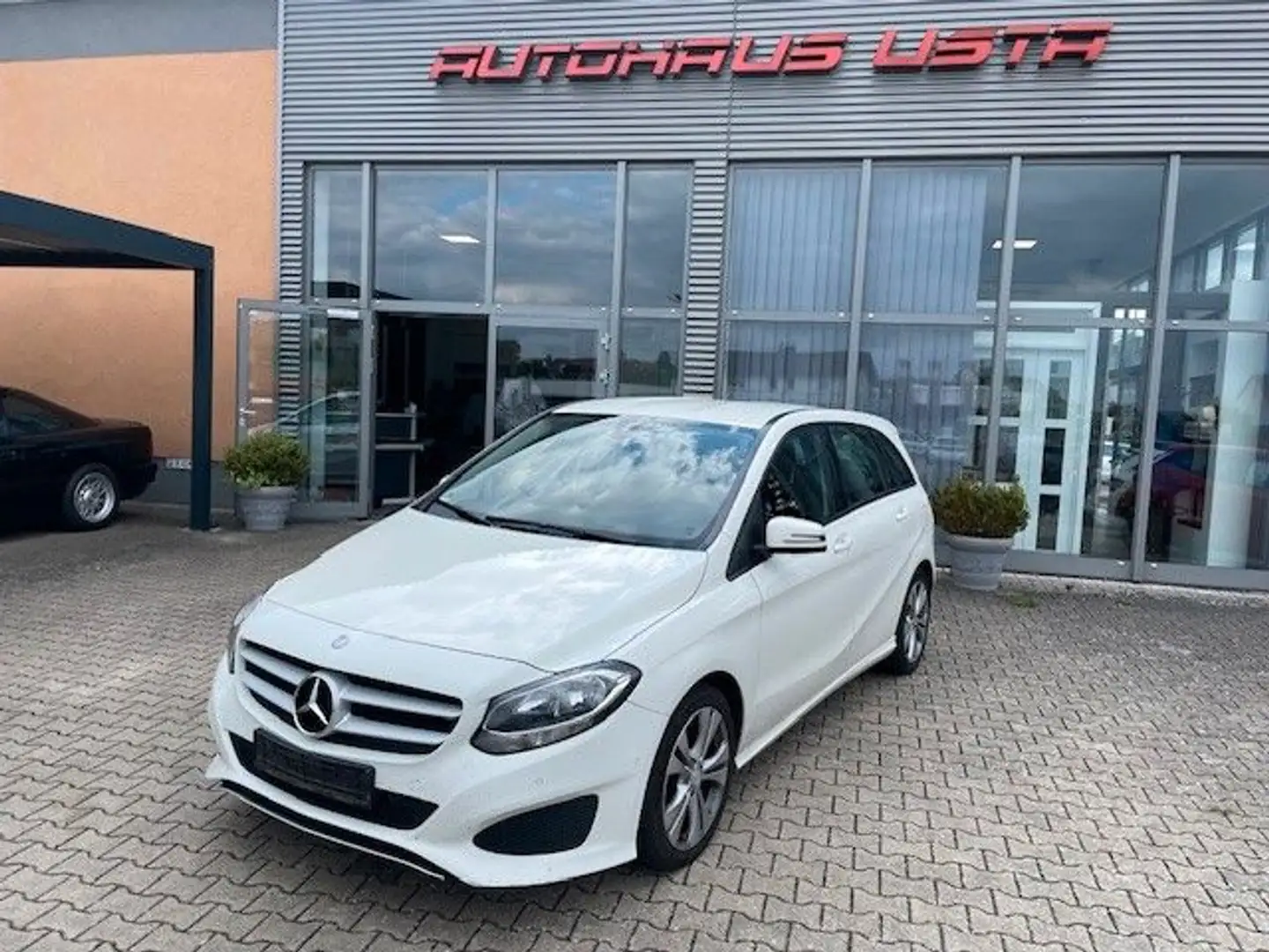 Mercedes-Benz B 200 CDI Blanc - 1